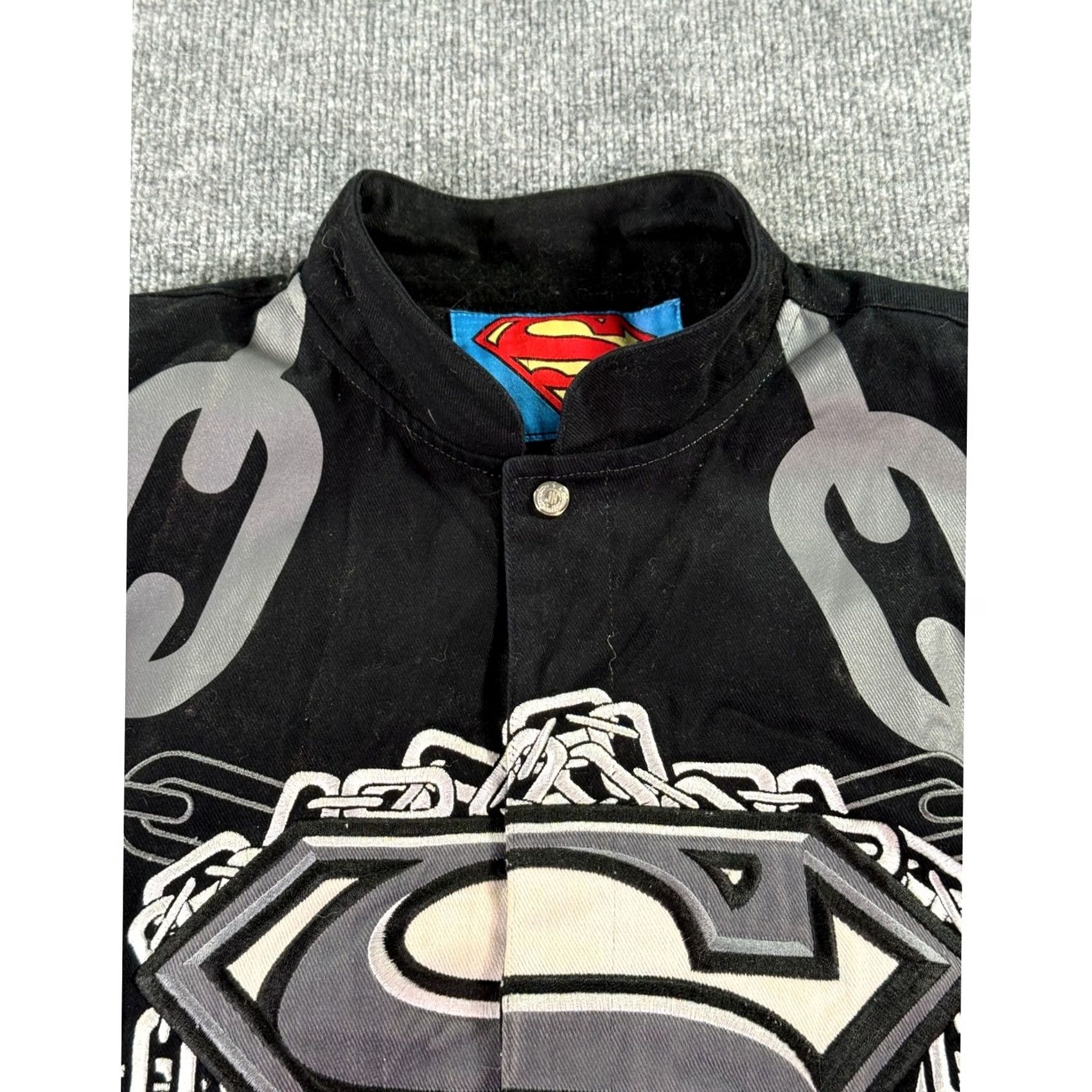 JH Design VINTAGE JH Design Superman Jacket Mens 2XL Black Twill Bomber Jacket Embroidered Chain Graphic Size US XXL / EU 58 / 5 - 4 Thumbnail