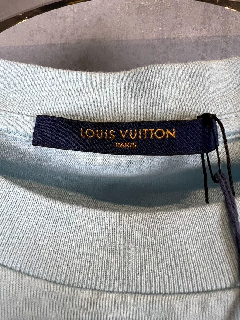 Louis Vuitton Louis Vuitton Old flower gradient full LOGO short sleeve Size US S / EU 44-46 / 1 - 4 Thumbnail