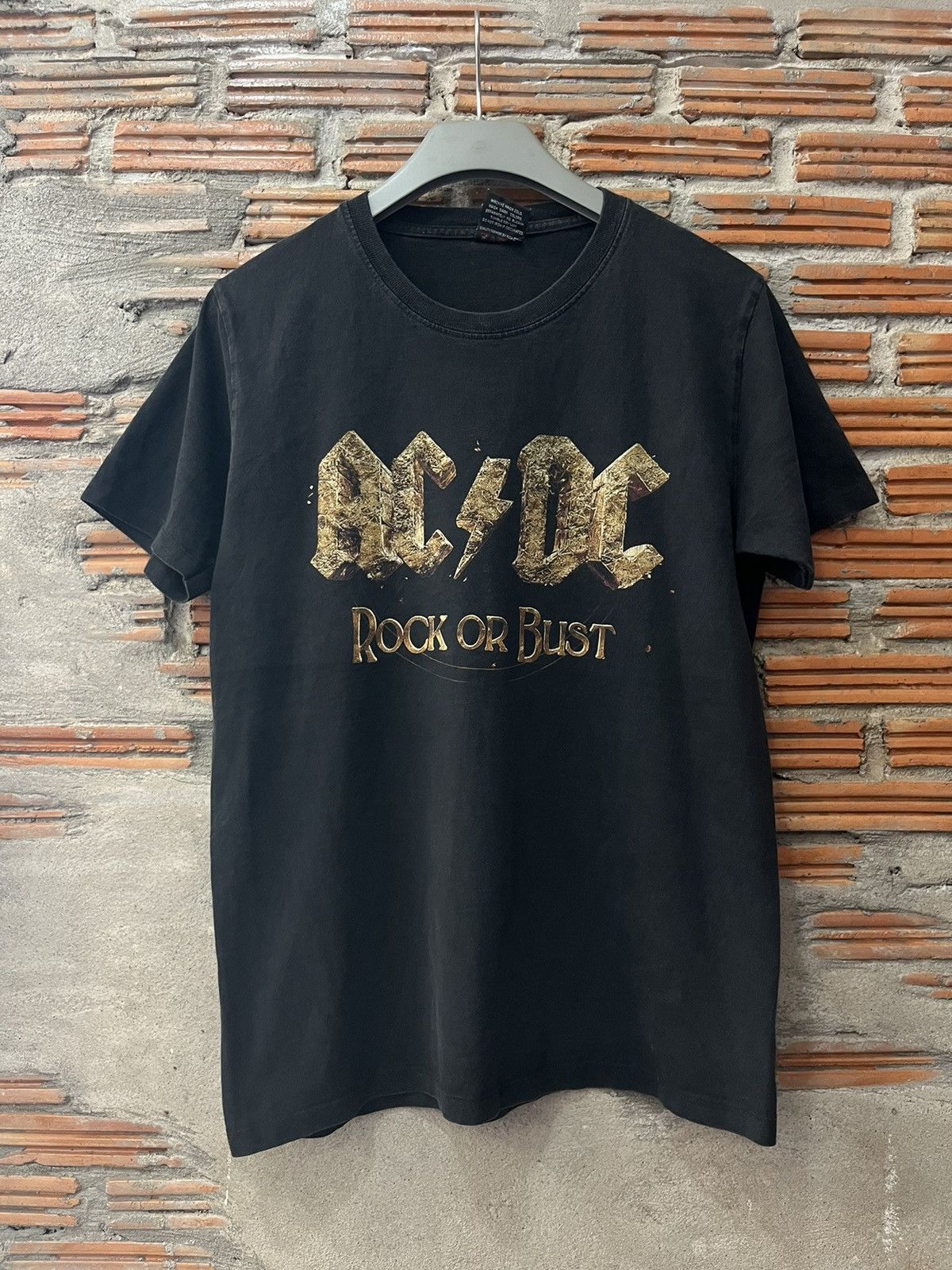 Band Tees Vintage AC DC Rock or Bust 90’s Band tshirt Size US M / EU 48-50 / 2 - 2 Thumbnail