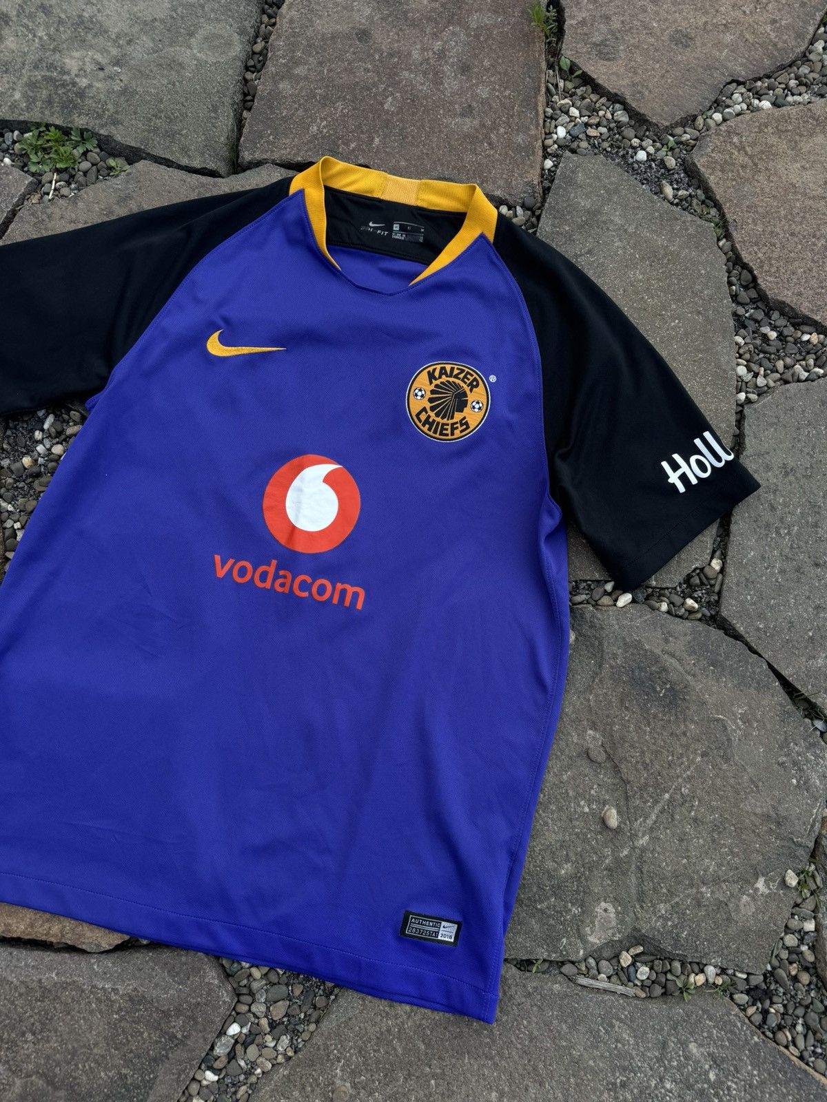 Nike Nike Kaizer Chiefs South Africa soccer jersey Size US M / EU 48-50 / 2 - 2 Thumbnail