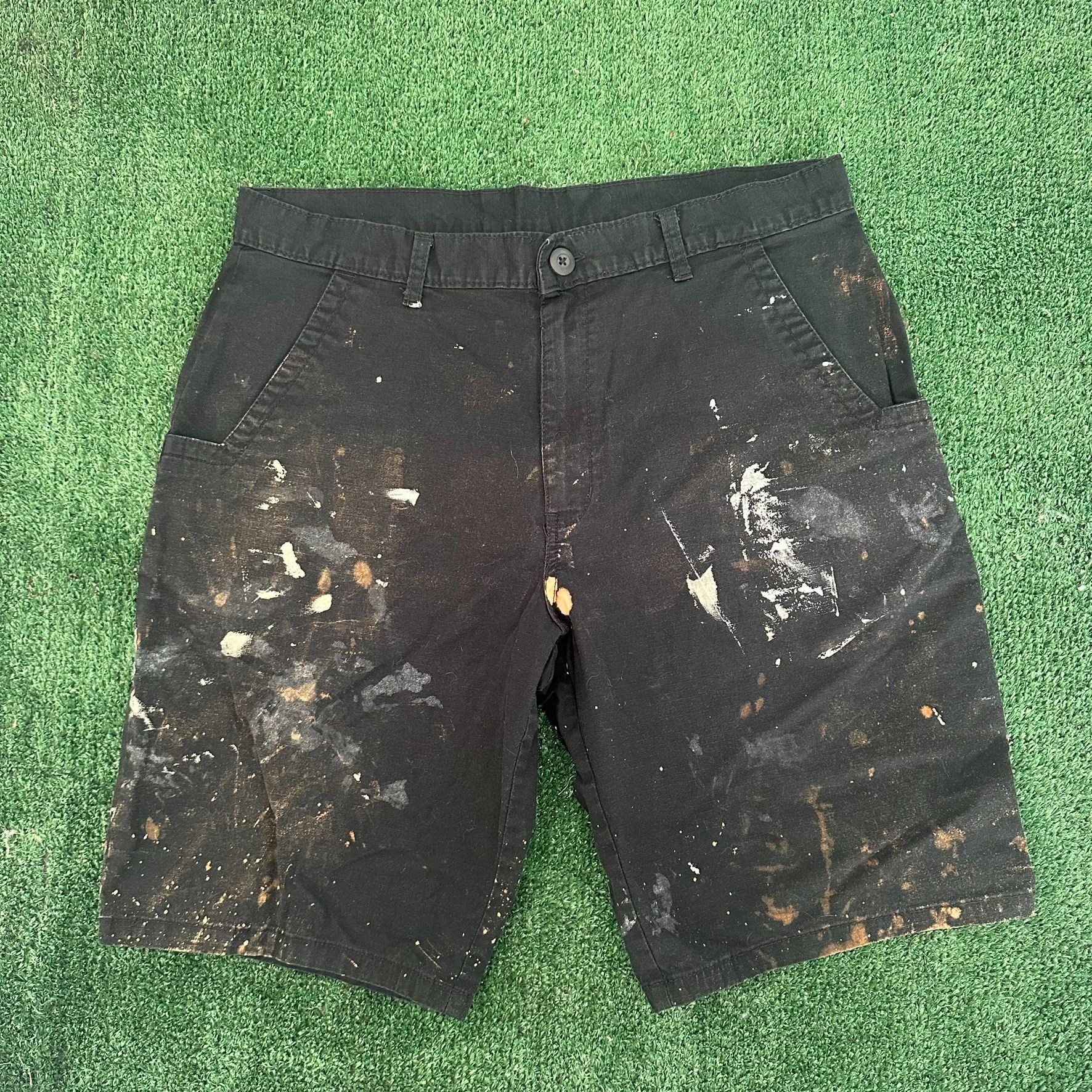Dickies Vintage Dickies Distressed Paint Splatter Painter Work Short Size US 34 / EU 50 - 1 Thumbnail
