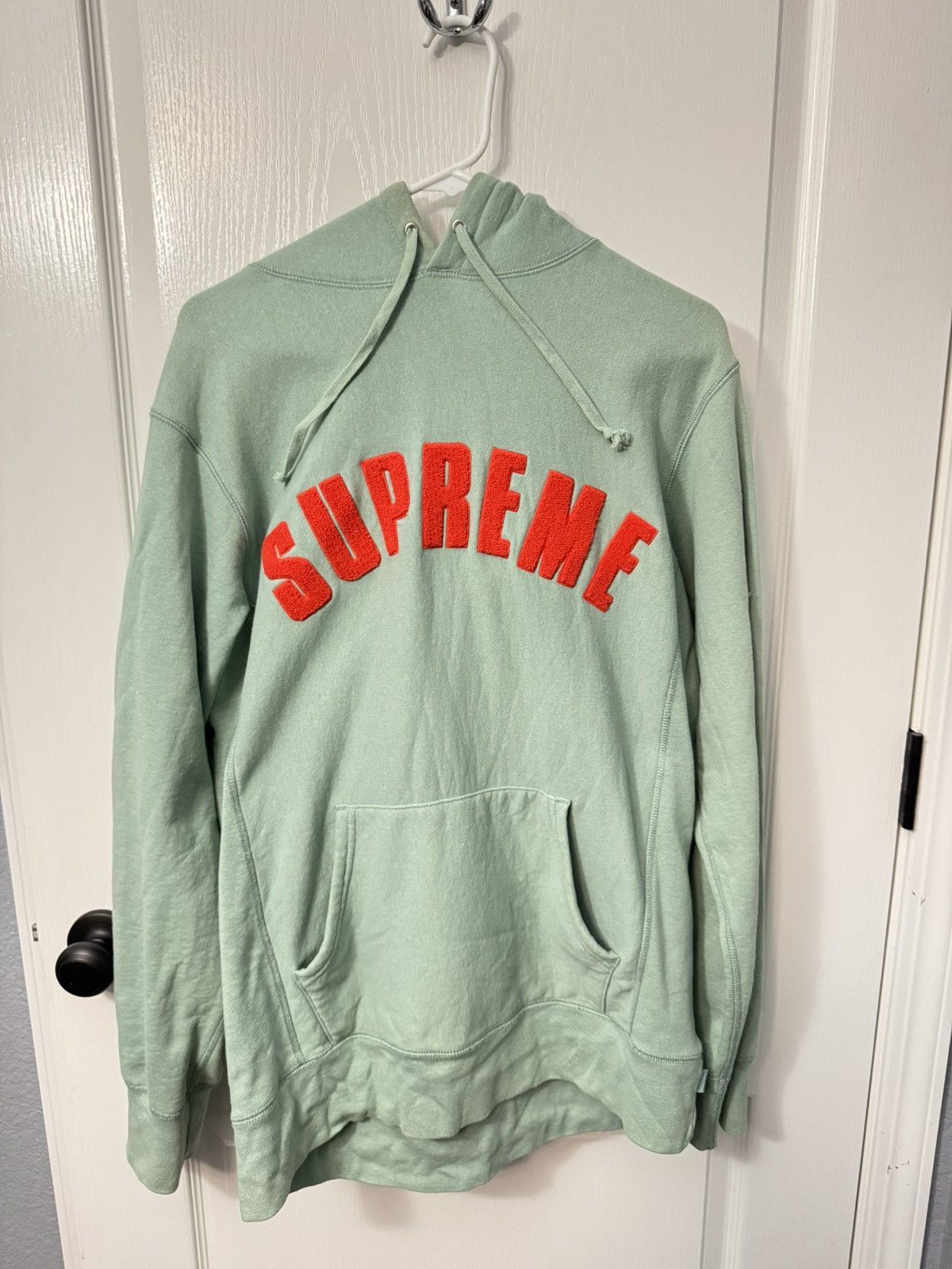 Supreme Supreme Chenille Hoodie Size US L / EU 52-54 / 3 - 1 Thumbnail