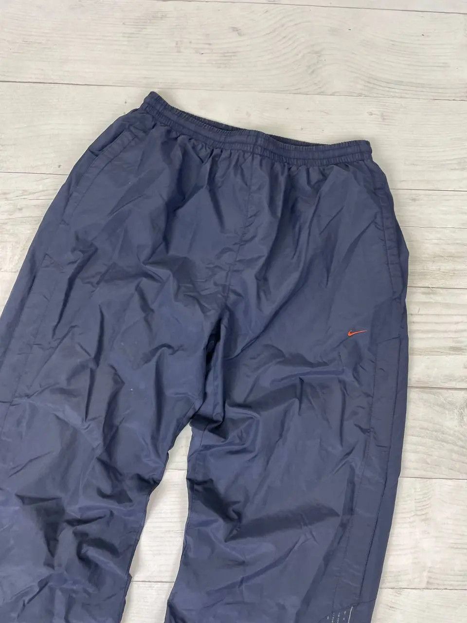 Nike Vintage Nike Track Pants 00s Nylon Swoosh Y2K Baggy Joggers Size US 36 / EU 52 - 3 Thumbnail
