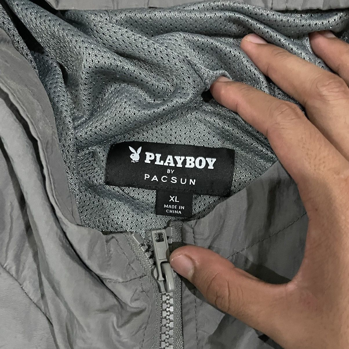 Playboy × Vintage VINTAGE PLAYBOY LIGHT JACKET CENTRE LOGO Size US XXL / EU 58 / 5 - 5 Thumbnail