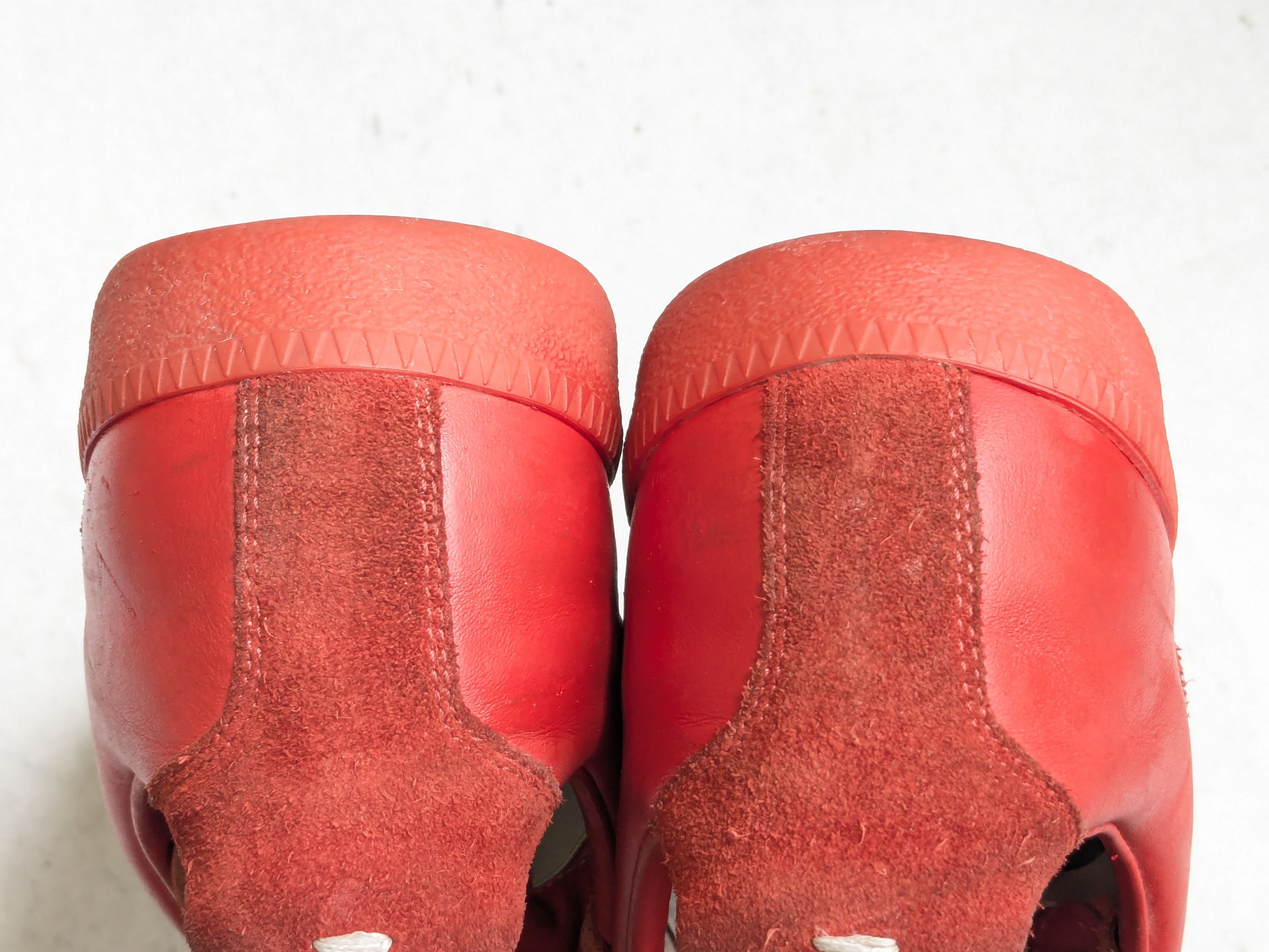Maison Margiela Maison Margiela Replica GAT Red 10.5 43.5 Low Tops Size US 10.5 / EU 43-44 - 16 Thumbnail