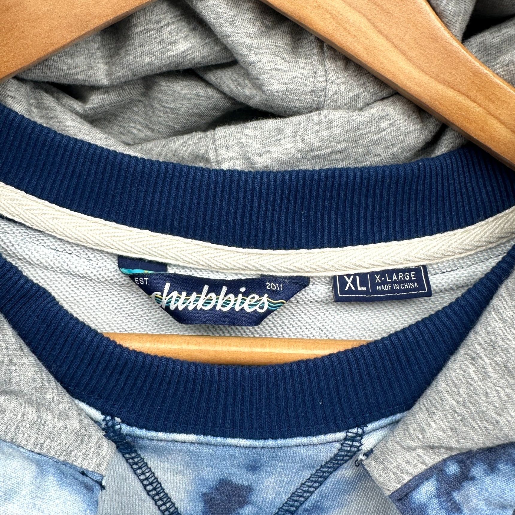 Chubbies Chubbies Hoodie Tie Dye Blue XL Men's The Far Out Long Sleeve Pullover Pockets Winter Size US XL / EU 56 / 4 - 2 Thumbnail