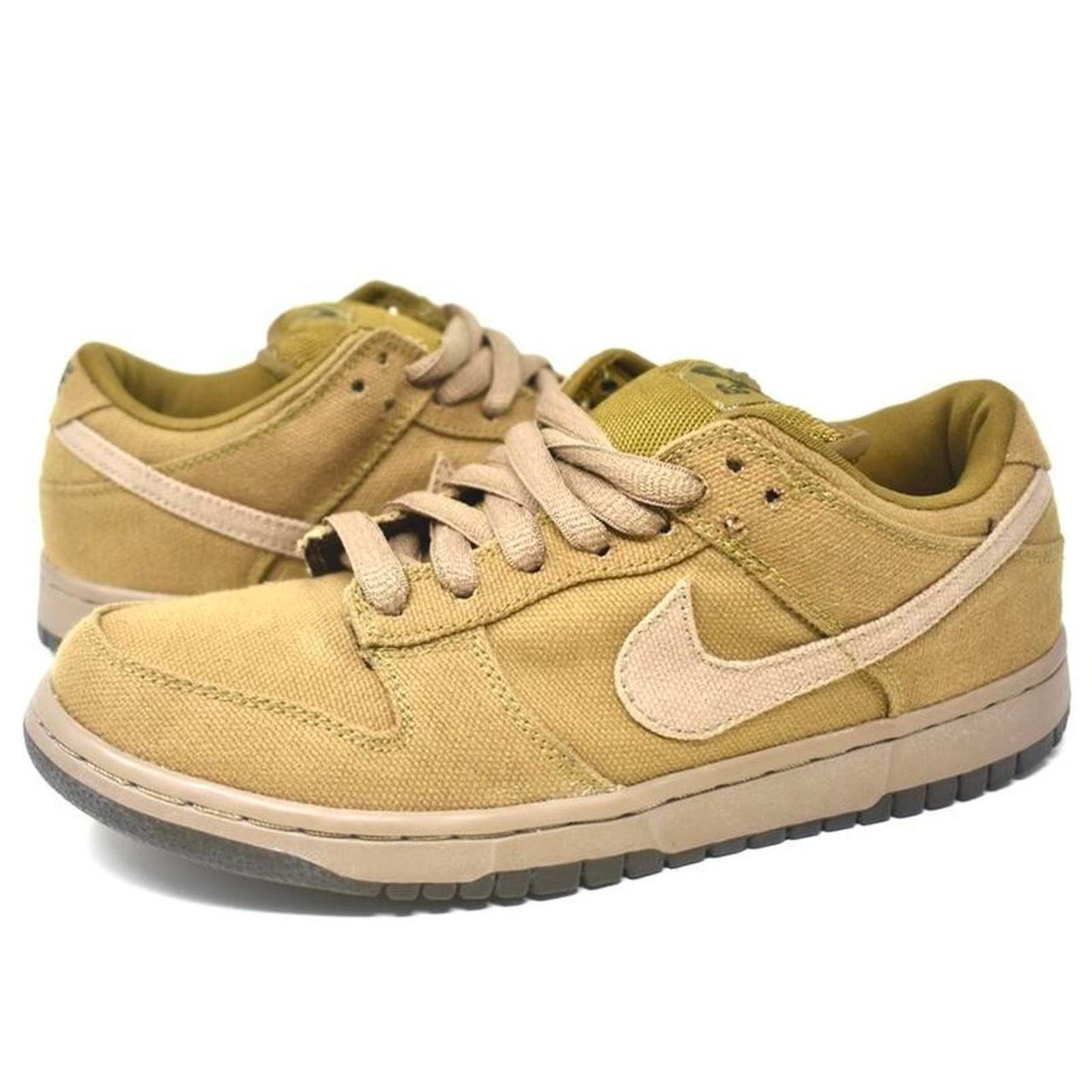 image of 2005 Nike Sb Dunk Low Pro “Spanish Moss” Shoes in Brown, Men's (Size 7.5)
