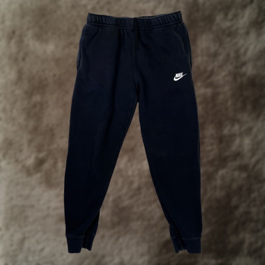 Nike Nike Jogger Pants Women’s Medium Black Cuffed Fleece Tapered Inseam 30 in Activewear Logo Pockets Winter Fall Spring Athleisure Sports Gym & Training Size 32" / US 10 / IT 46 - 1 Thumbnail