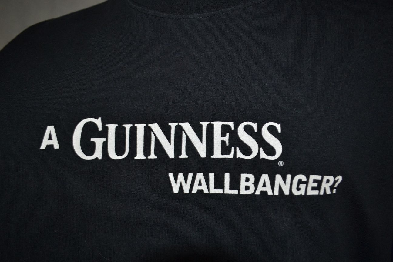 Vintage Vintage Guinness Beer Wallbanger tee t-shirt XL Size US XL / EU 56 / 4 - 6 Thumbnail