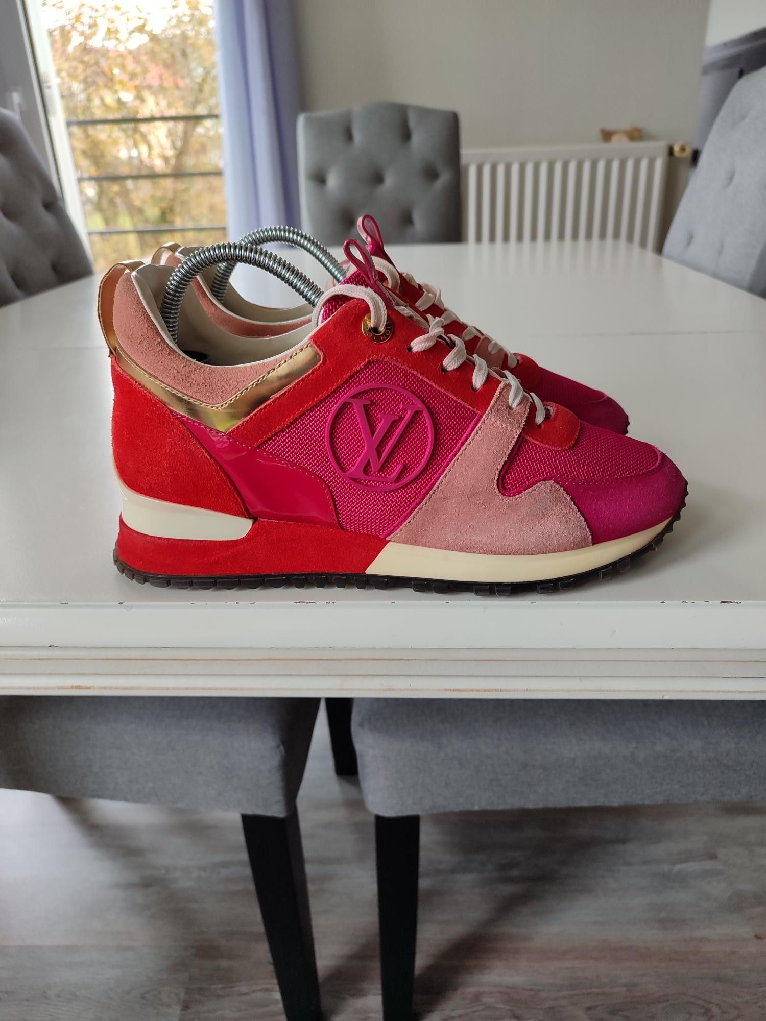 Louis Vuitton BASKETS LOUIS VUITTON RUN AWAY Size US 6 / IT 36 - 3 Thumbnail