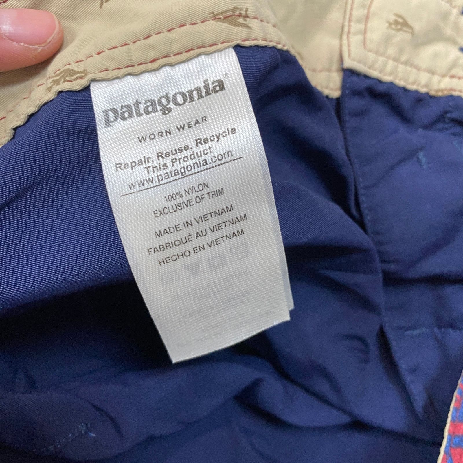 Patagonia Patagonia Patch Pocket Wavefarer 9" Board Shorts Swim 30 Size US 30 / EU 46 - 8 Thumbnail