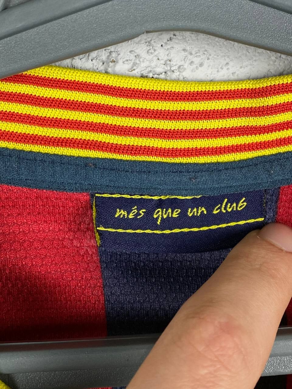 Nike F.C. Barcelona Vintage Jersey Rare Size M Size US M / EU 48-50 / 2 - 4 Thumbnail