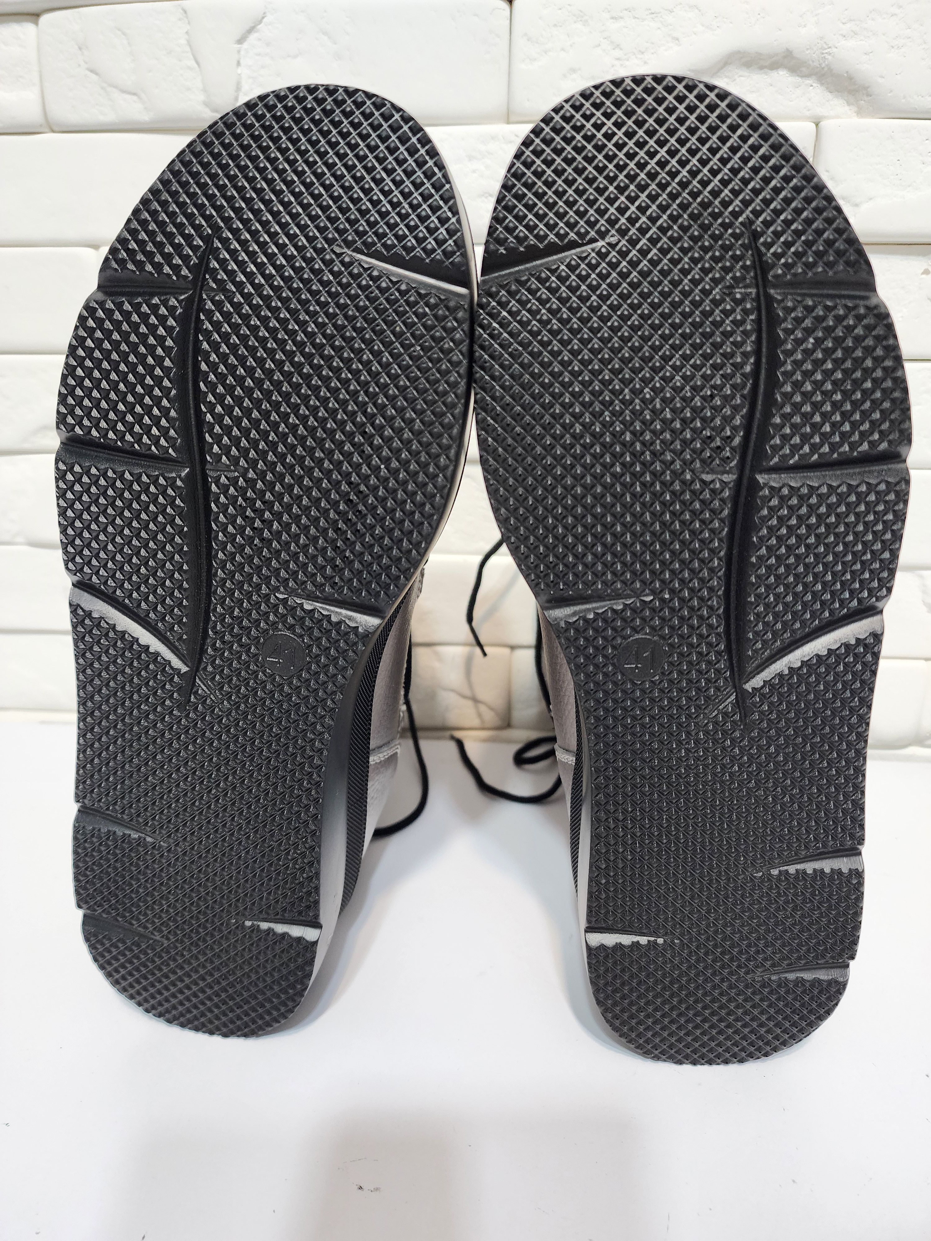 Genuine Leather Black & Gray Leather Warm Shoes Size US 7.5 / IT 37.5 - 8 Thumbnail