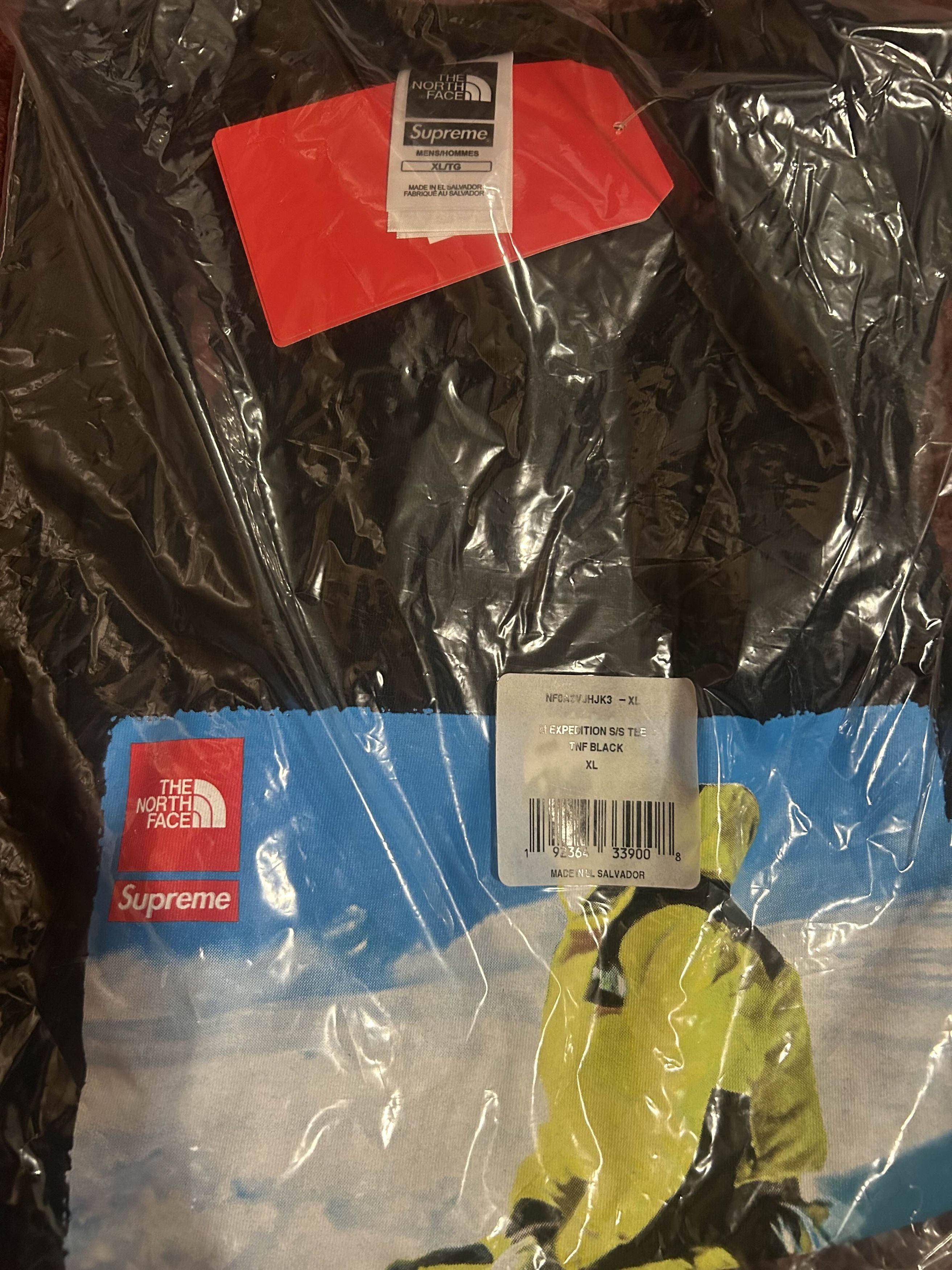 Supreme × The North Face '18 Supreme x The North Face Photo Tee Size US XL / EU 56 / 4 - 2 Thumbnail