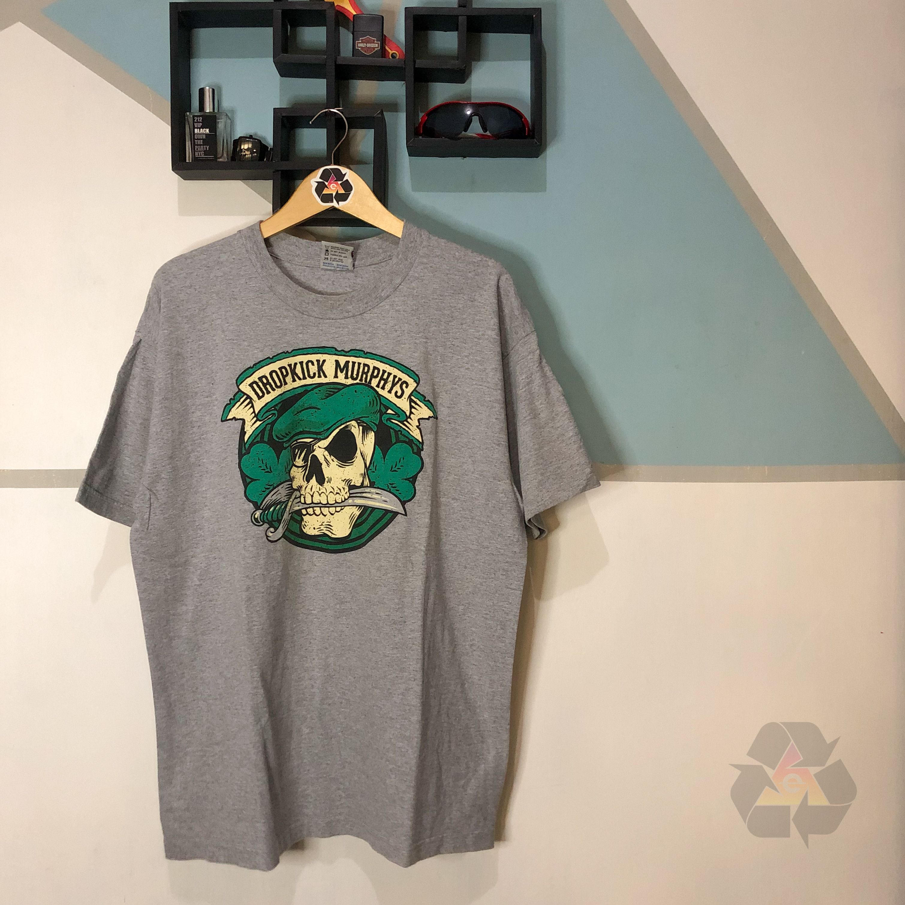 Band Tees Dropkick Murphys St Paddy's Tour 2014 T-Shirt Size US XL / EU 56 / 4 - 1 Thumbnail