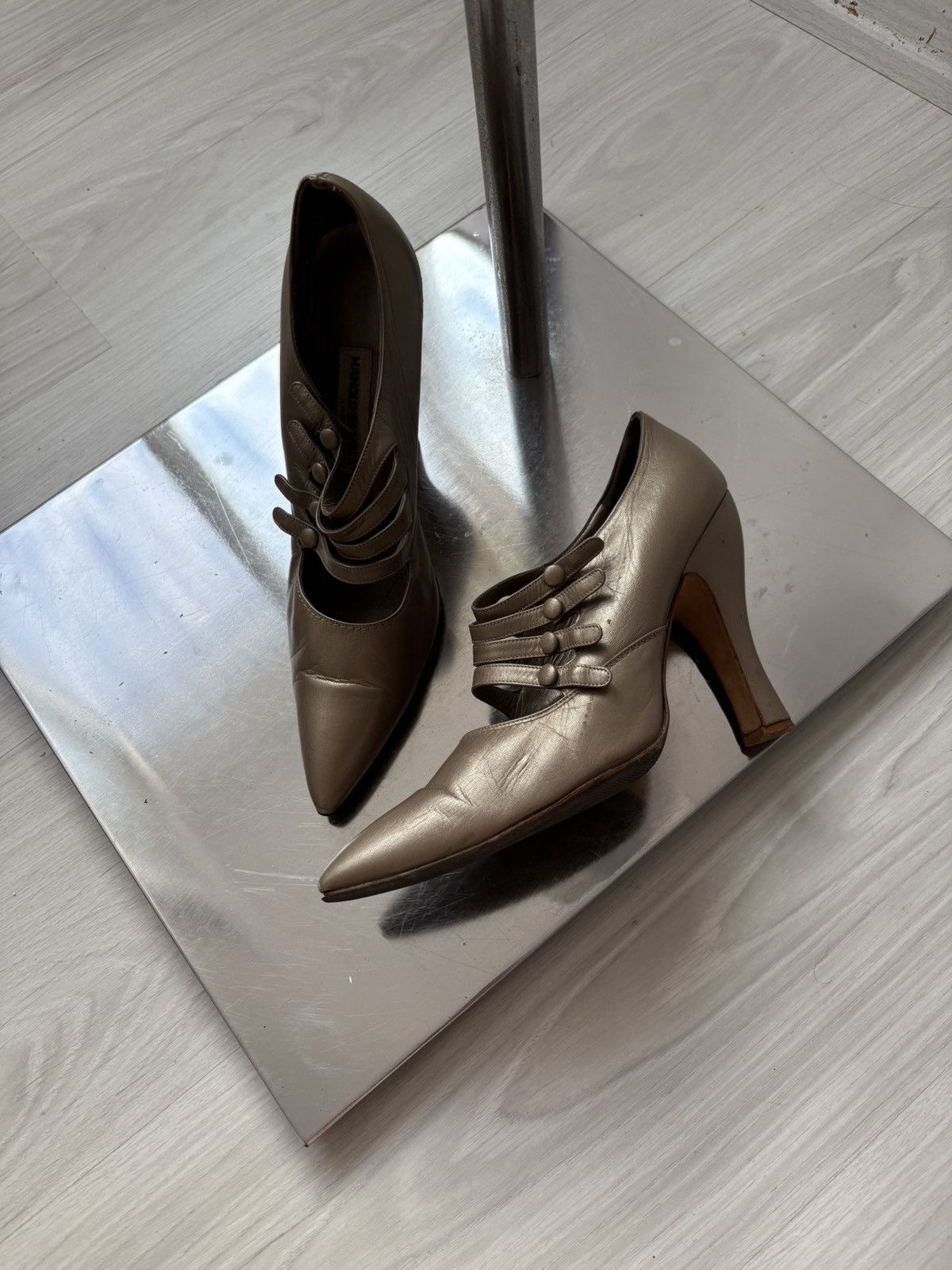 Manolo Blahnik Manolo Blahnik heels Size US 8 / IT 38 - 4 Thumbnail