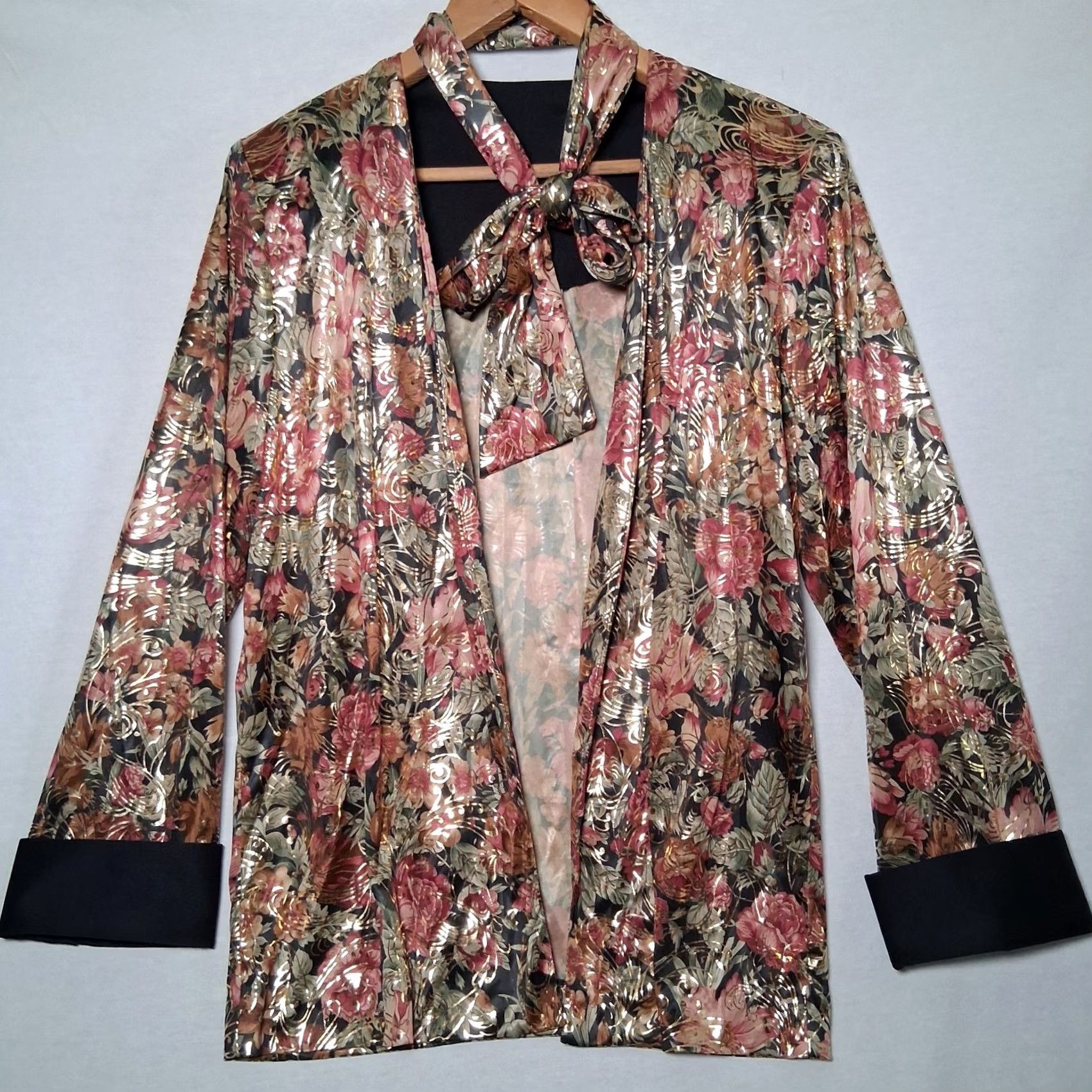 Vintage VINTAGE Lori by AM Casuals Shirt S Open Front Black Floral Gold Metallic Retro 1990s Boho disco Women Girls Men? Size S / US 4 / IT 40 - 3 Thumbnail