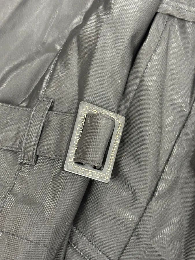 Vintage 2000s Gianni Versace Black Classy Premium Belted Trench Coat Size US M / EU 48-50 / 2 - 9 Thumbnail