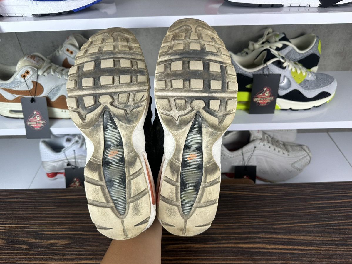 Carhartt Wip × Nike NIKE AIRMAX 95 X CARHARTT Size US 10 / EU 43 - 7 Thumbnail