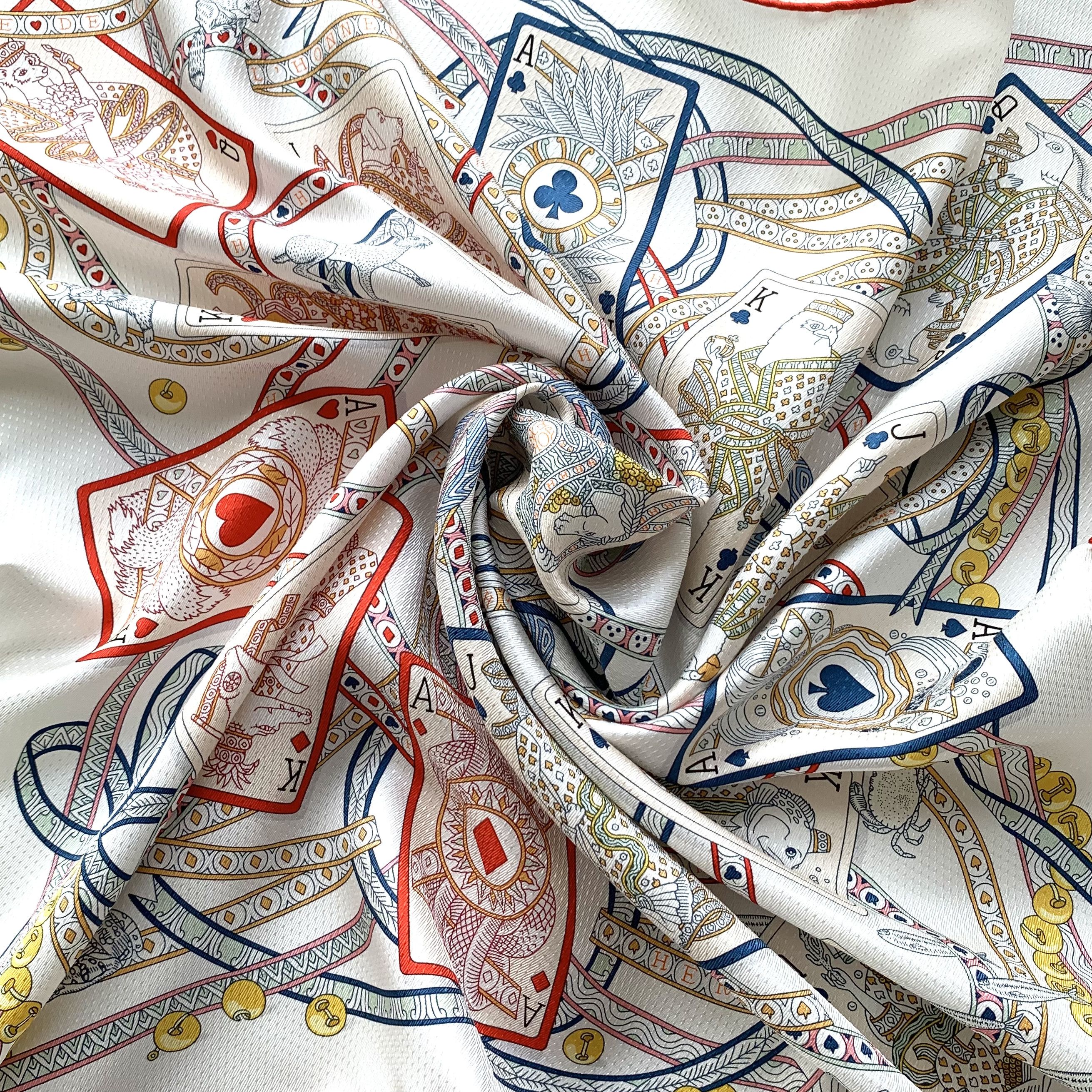 Hermes Hermès Dame De Coeur Silk Scarf White (70×70 cm) Size ONE SIZE - 7 Thumbnail