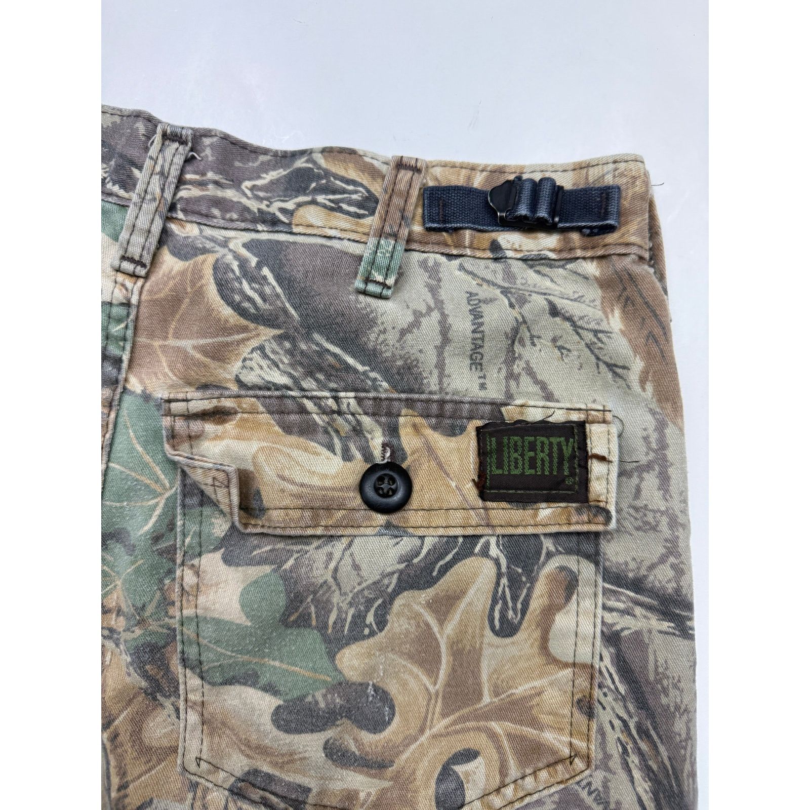 Vintage Vintage 90s Liberty Advantage Tree Camo Cargo Pant Size 29W Size US 29 - 3 Thumbnail