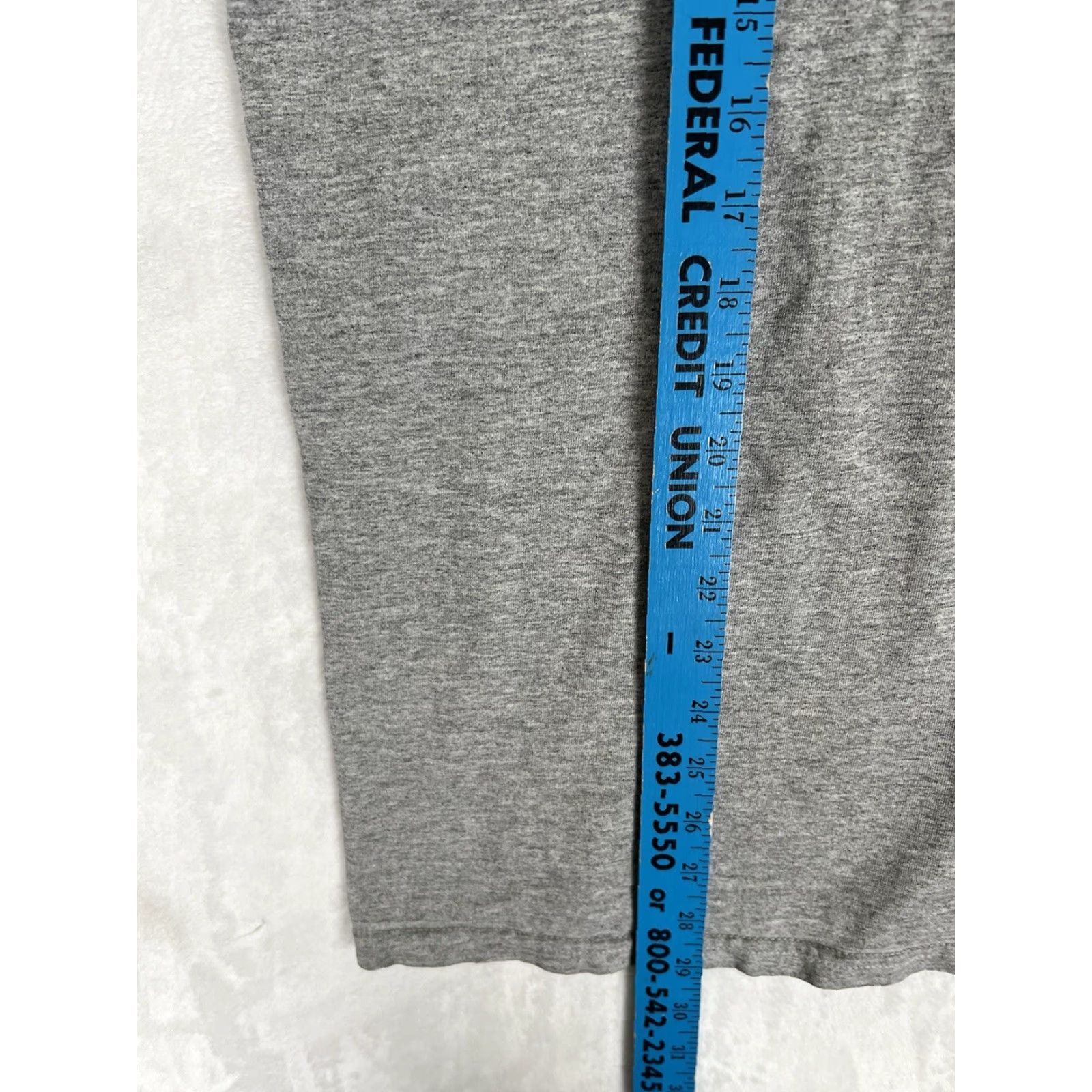 Nike VINTAGE Nike Gray Essential T-Shirt Mini Swoosh Embroidery Size L Men Regular Short Sleeve Crew Neck 90s Sports Classic | Nike Air Size US L / EU 52-54 / 3 - 7 Thumbnail