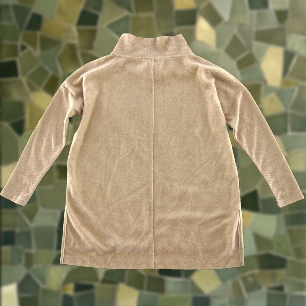 Anthropologie **By Anthropologie Soft Oversize Beige XS Turtleneck Sweater** User: **Vintage By Anthropologie Soft Oversize Beige XS Turtleneck Sweater** Size XS / US 0-2 / IT 36-38 - 1 Thumbnail
