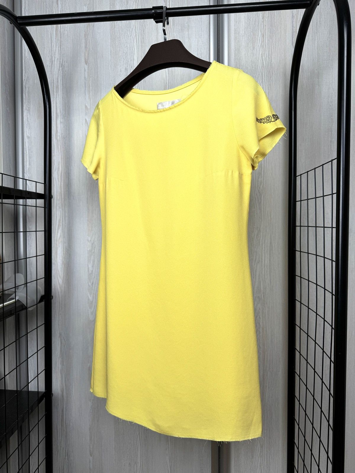 Zadig & Voltaire Zadig & Voltaire Deluxe Rani Yellow Embellished Shift Dress Size S / US 4 / IT 40 - 6 Thumbnail