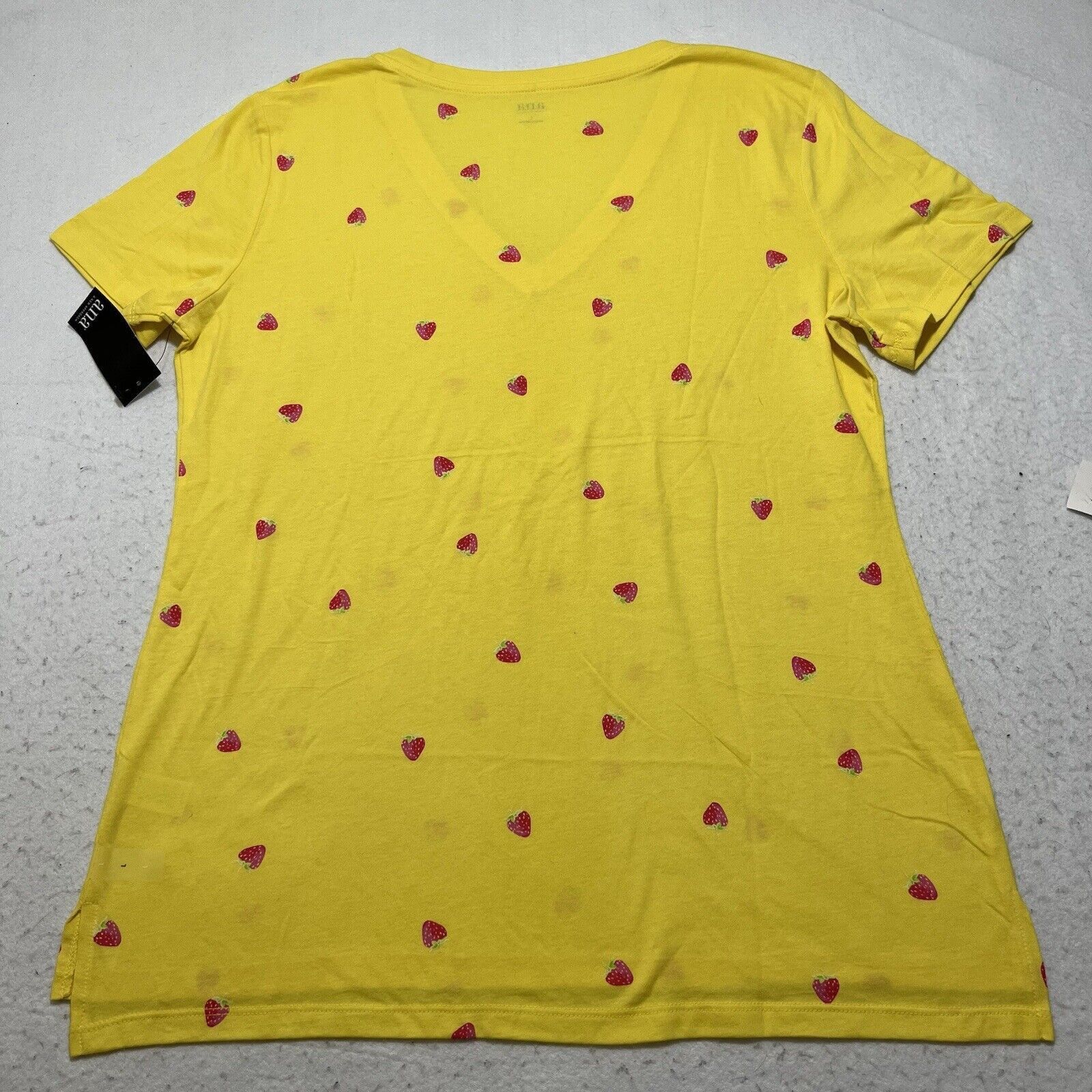 Other a.n.a. Large V-Neck Tee Strawberry Pattern Yellow T Shirt Size L / US 10 / IT 46 - 9 Thumbnail