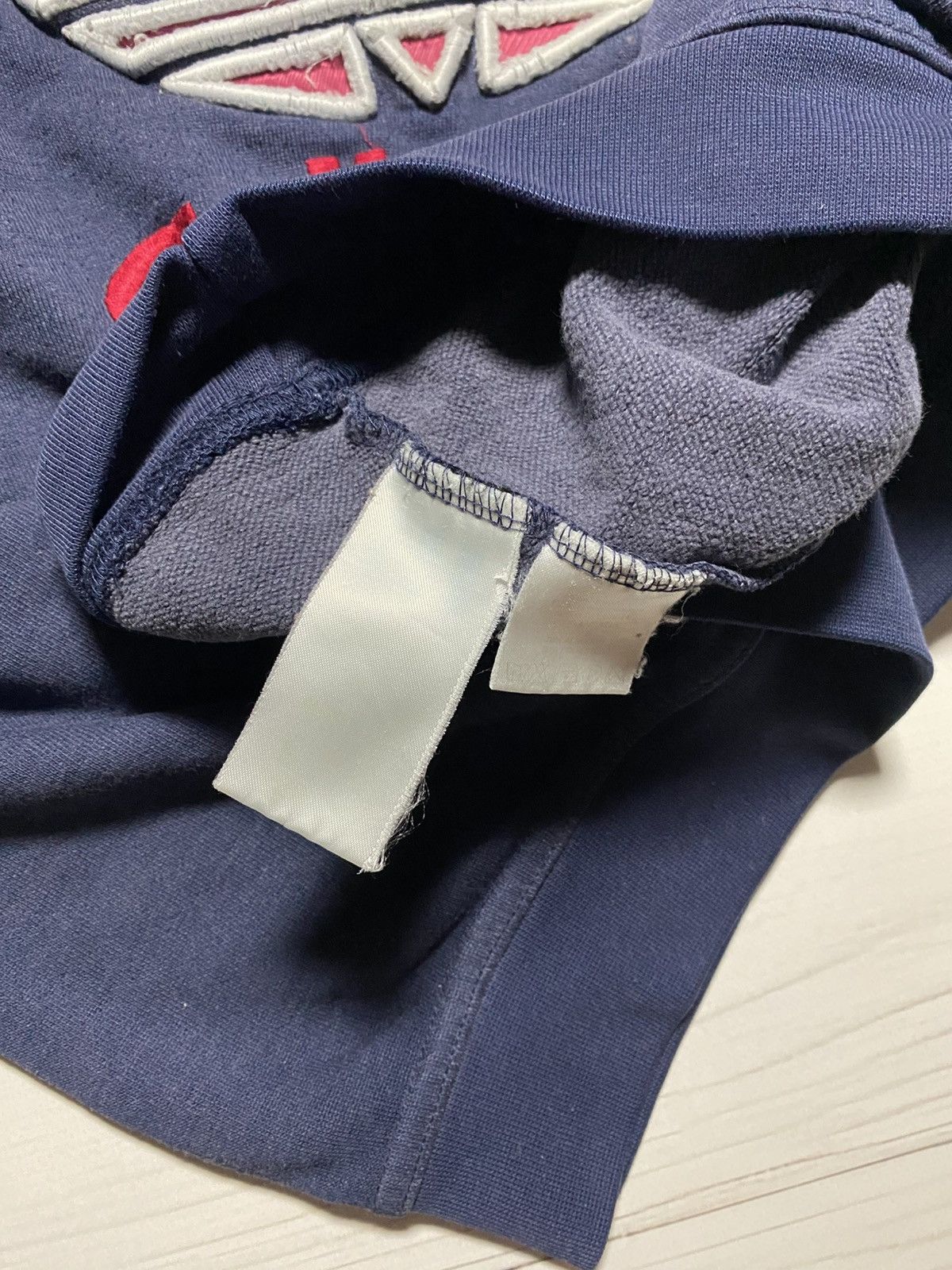 Adidas × Vintage Vintage Adidas Big Logo box fit faded oversize sweatshirt Size US S / EU 44-46 / 1 - 5 Thumbnail