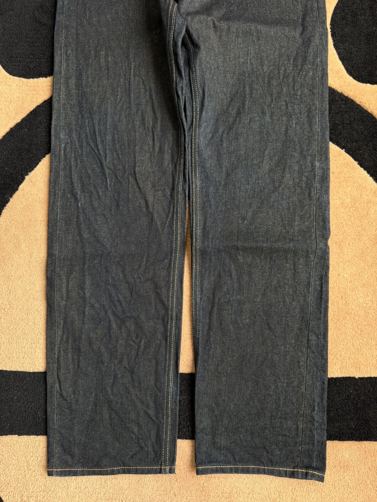 Evisu EVISU red daicock and white flower style jeans！size：31x34 Size US 31 - 8 Thumbnail