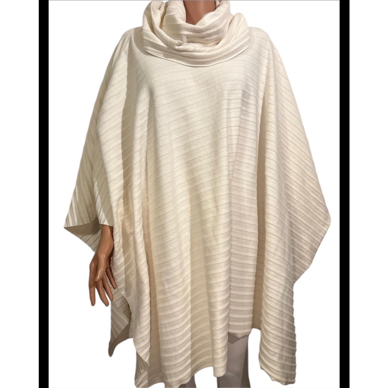 The Unbranded Brand LeModa Ivory Poncho One Size Size ONE SIZE - 1 Thumbnail