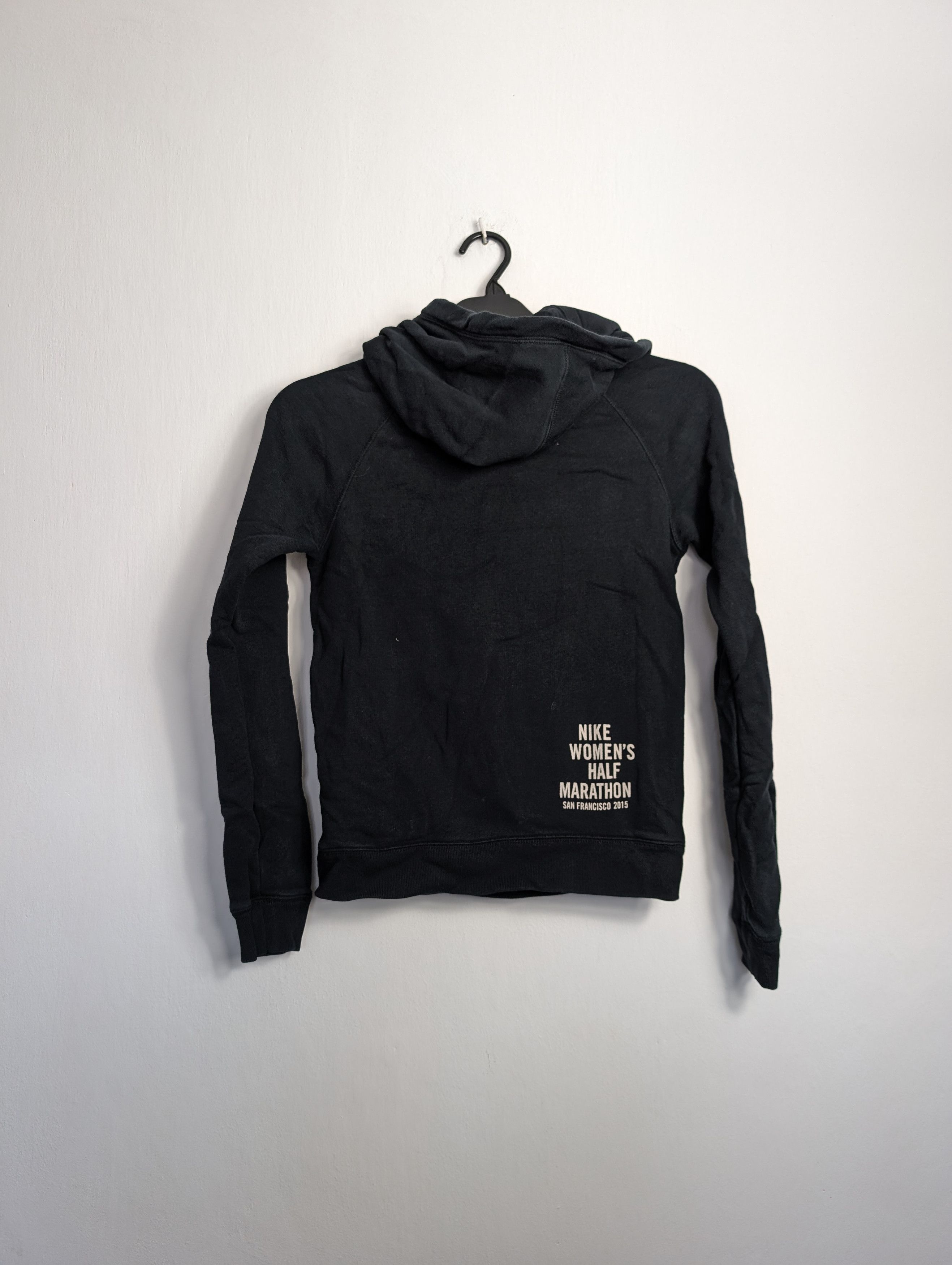 Nike Nike Running Women's Half Marathon Hoodie Black Sporty Y2K Size XS / US 0-2 / IT 36-38 - 4 Thumbnail