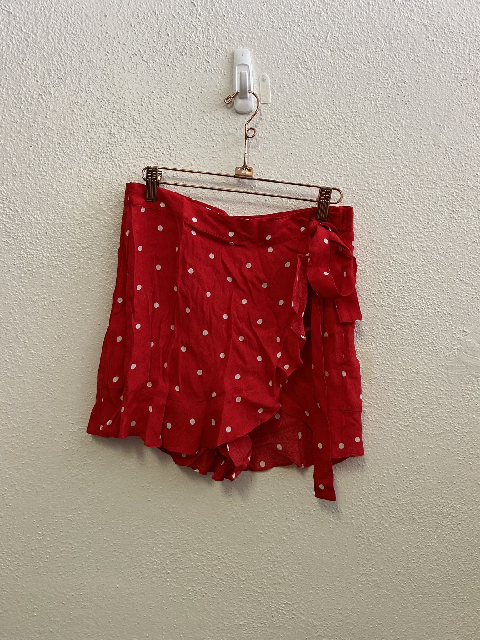 FOR LOVE AND LEMONS NATALIA RED POLKA DOT MINI SKORT SIZE S