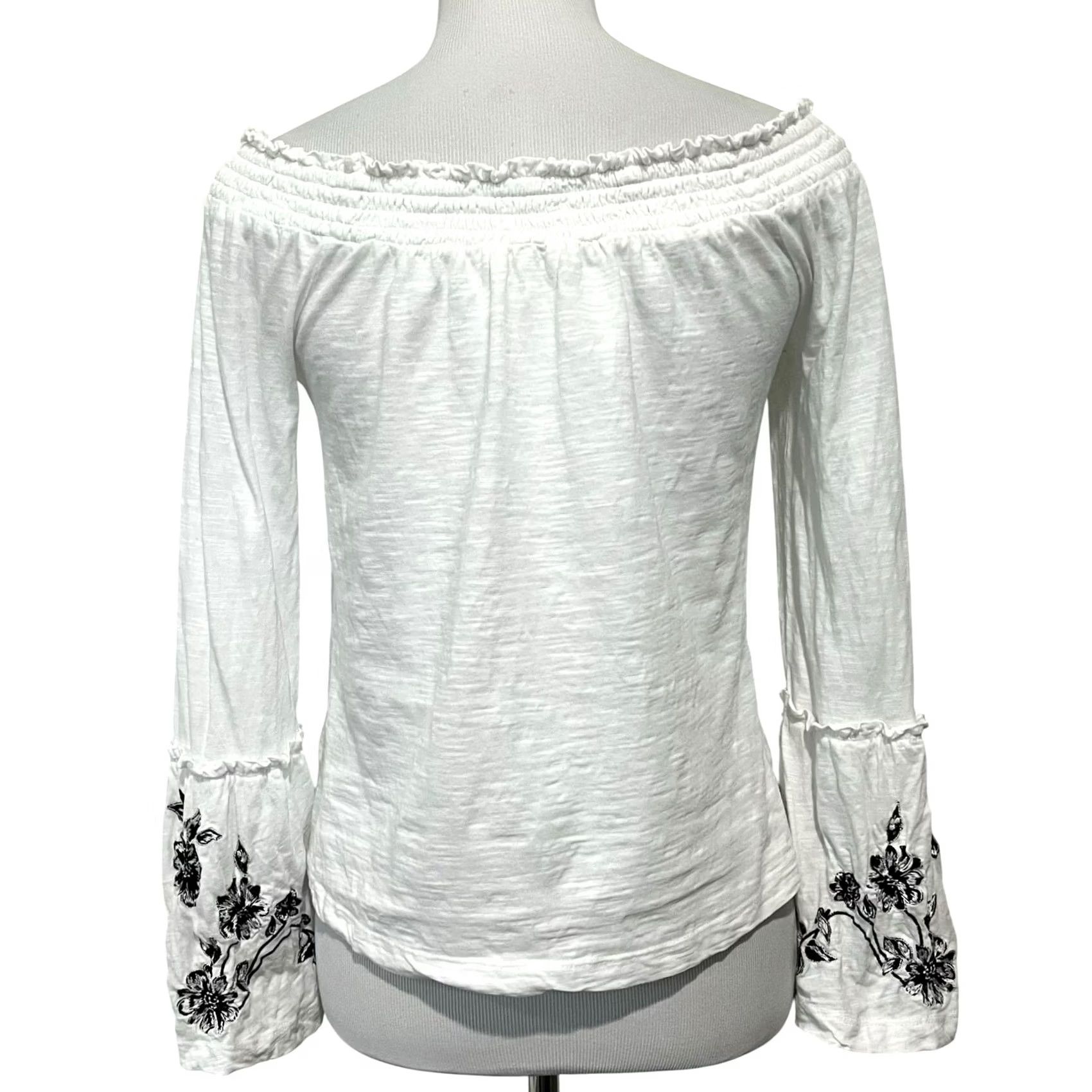 Anthropologie VINTAGE Anthropologie Annie Embroidered Off-The-Shoulder White Blouse XS Women Bell Sleeve Freindly Size XS / US 0-2 / IT 36-38 - 5 Thumbnail