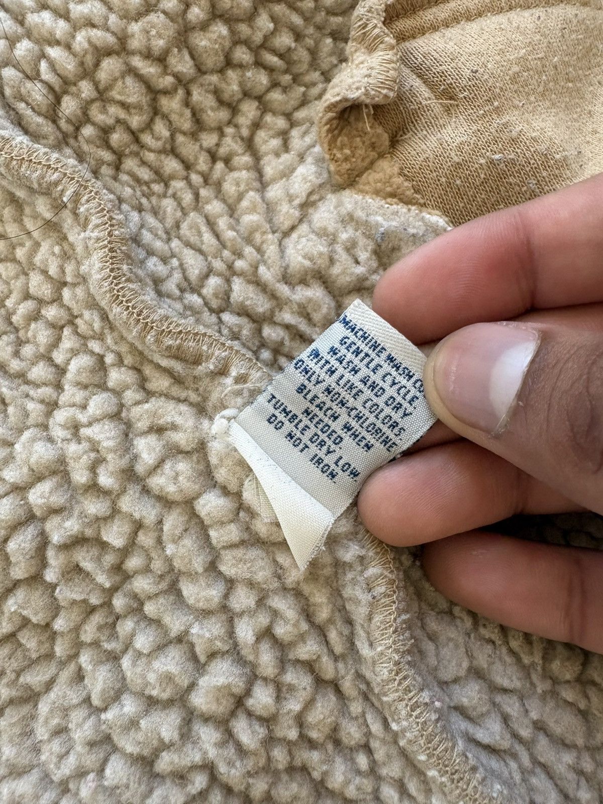 Old Navy Old Navy Vintage Y2K Faux Sherpa Tan Shearling Jacket M Size M / US 6-8 / IT 42-44 - 12 Thumbnail
