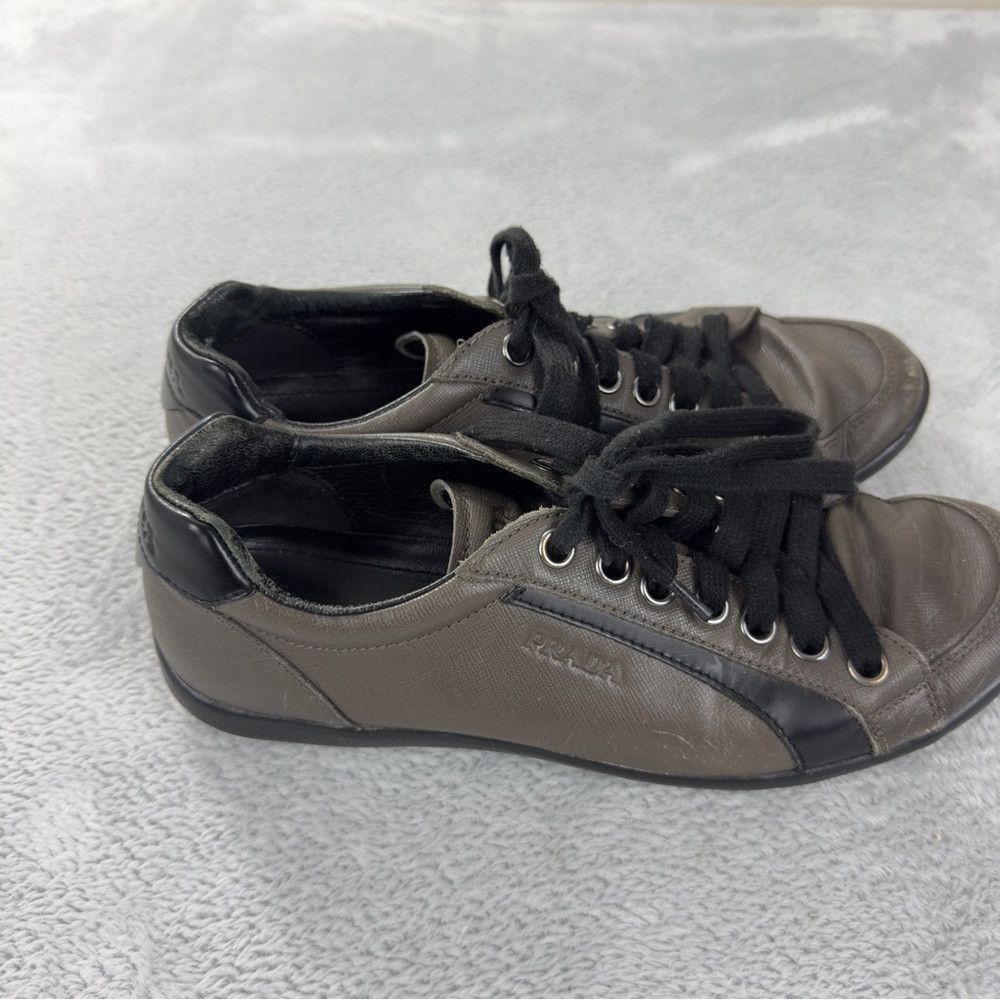 Prada Sport Two Tone Leather Low Top Sneakers Size 7.5 US/6