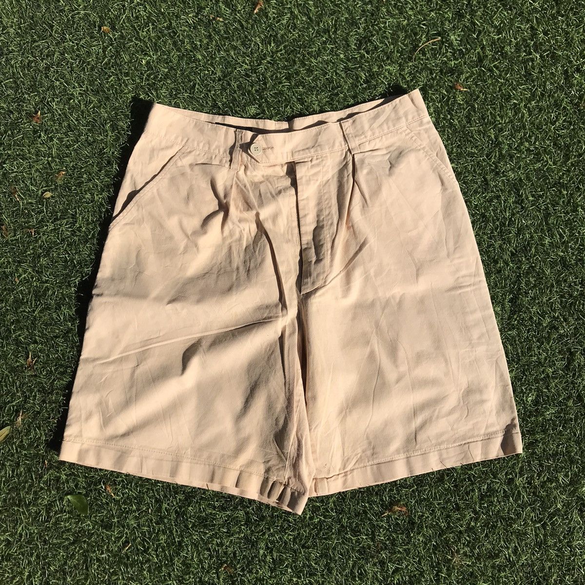 Designer × agnes b. Vintage Agnes B France Short pants khaki khakis beige Size US 34 / EU 50 - 1 Thumbnail