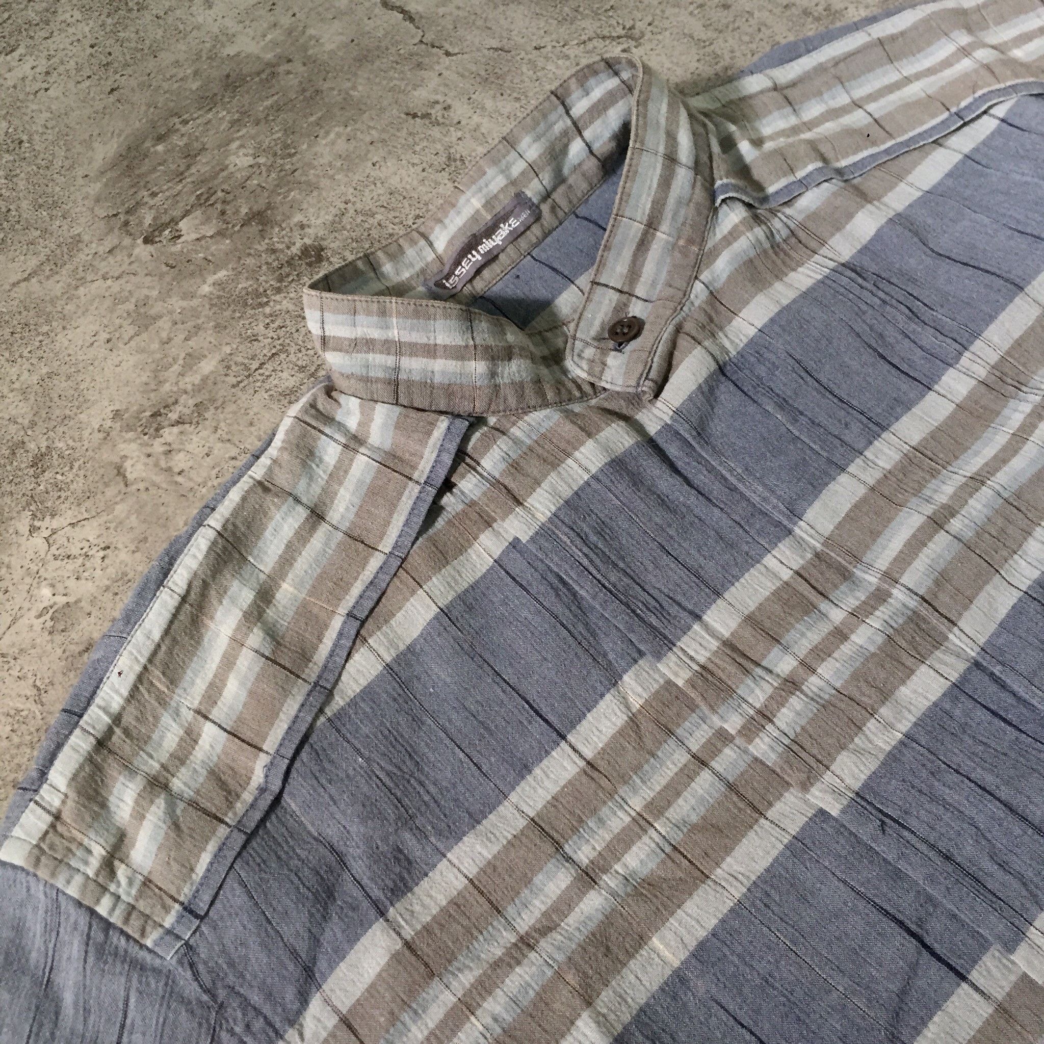 Issey Miyake 80s Issey Miyake Men Unique Stripe Side Pocket Shirt Size US M / EU 48-50 / 2 - 2 Thumbnail