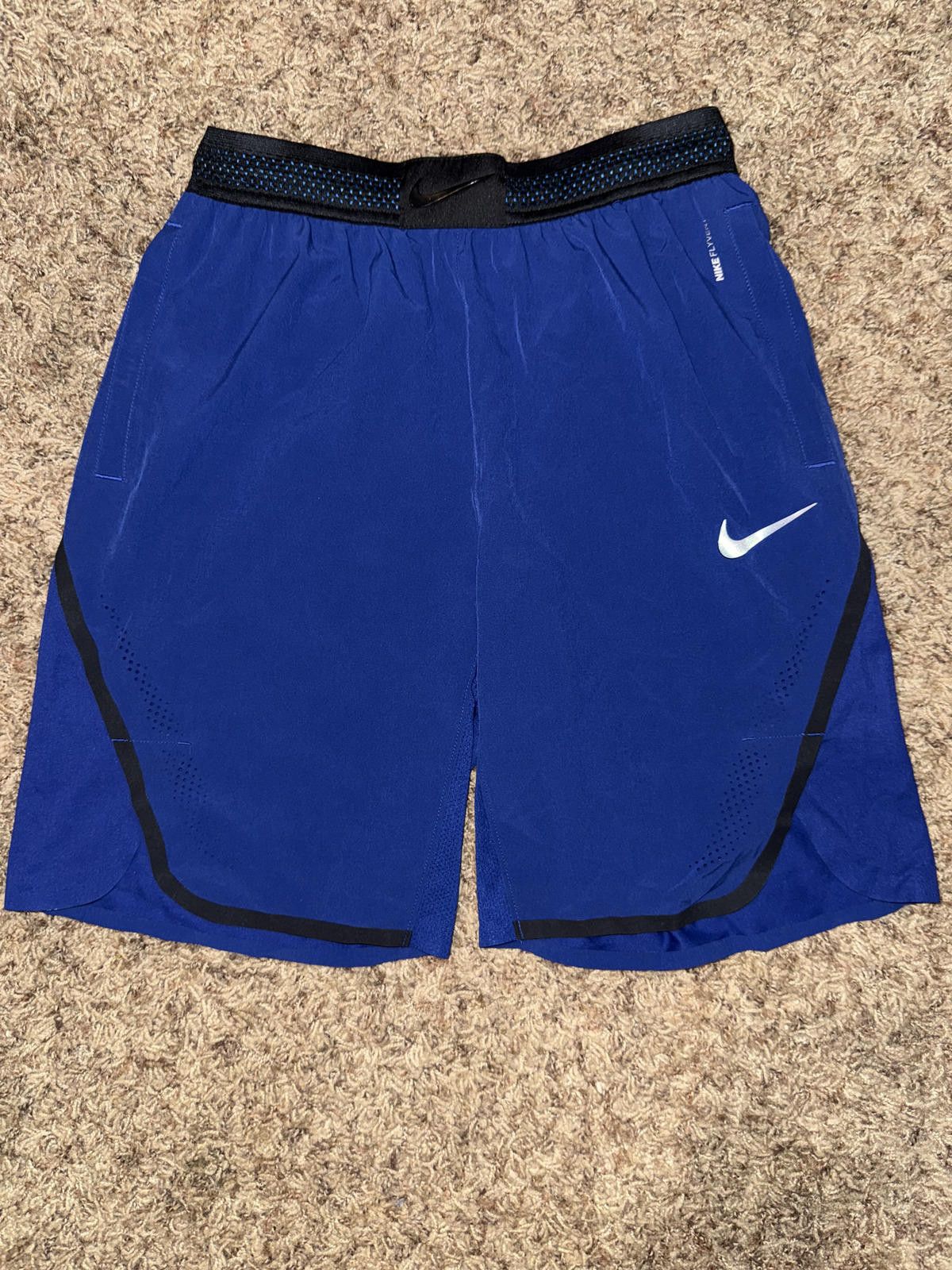 Nike Unreleased Nike Men’s Flyvent 9" Basketball Shorts Sample Size US 32 / EU 48 - 1 Thumbnail