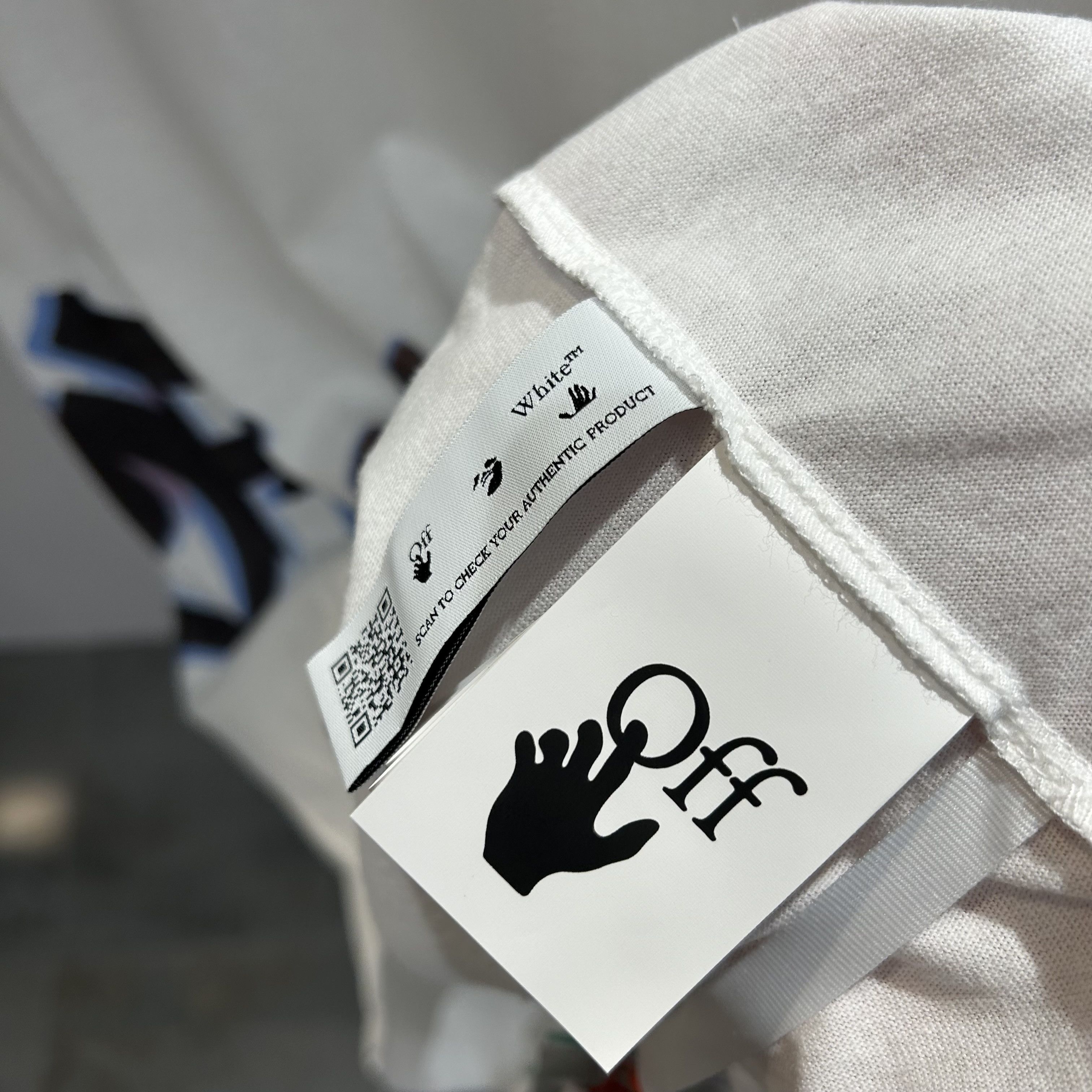 Off-White OFF-WHITE Graffiti Print Logo Tee Size US L / EU 52-54 / 3 - 4 Thumbnail