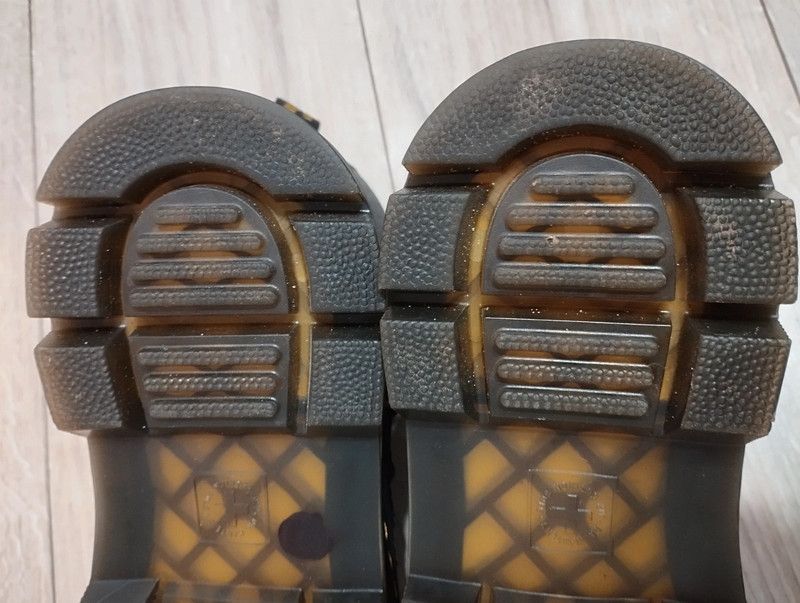 Dr. Martens Dr. Martens Buwick size 41 Size US 8 / EU 41 - 7 Thumbnail