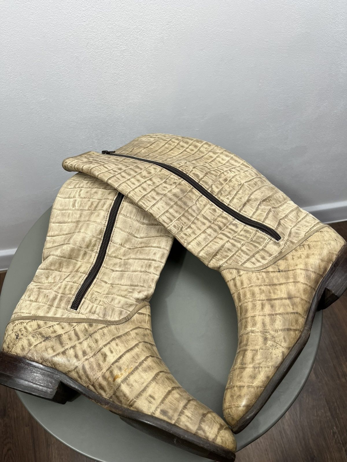 Other Vintage Croc-Embossed Leather Tall Boots Beige Size 37.5 Size US 7 / IT 37 - 17 Thumbnail