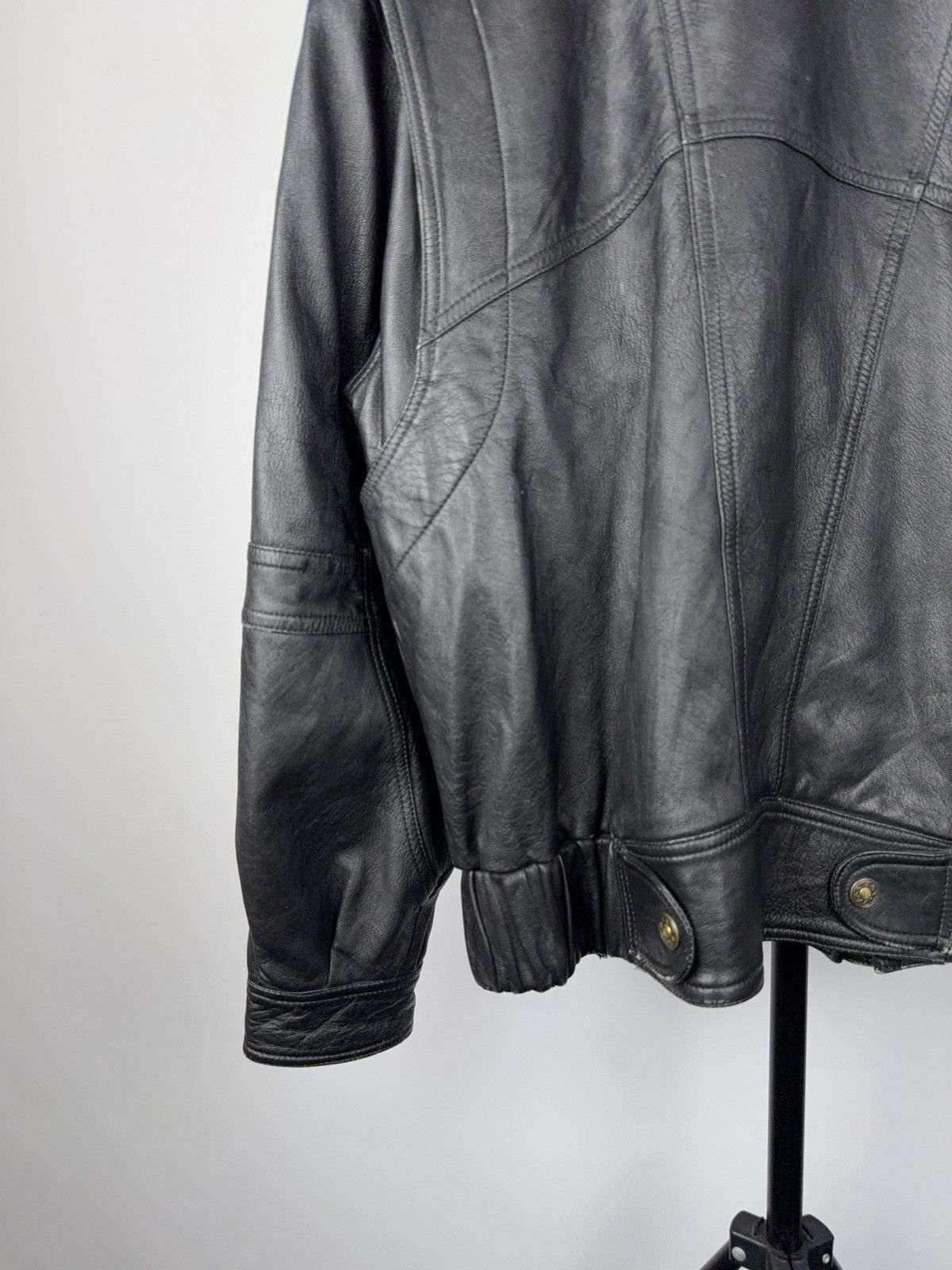 Vintage Vintage Leather Jacket Genuine Leahter bomber Moto Oldmoney Size US M / EU 48-50 / 2 - 8 Thumbnail