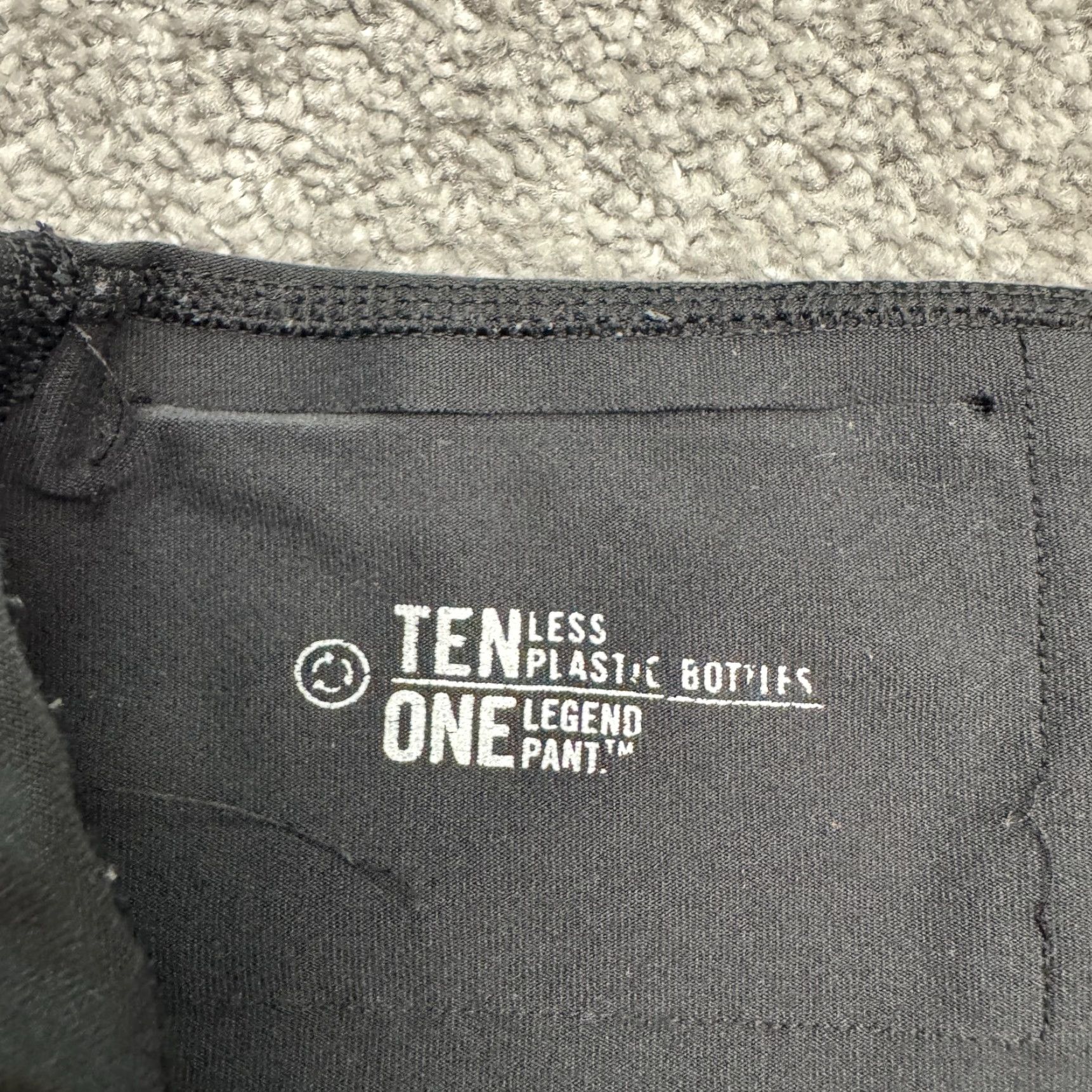 Nike VINTAGE Nike Dri-Fit Legend Compression Leggings Womens Medium Black Activewear Gym Yoga Size 28" / US 6 / IT 42 - 5 Thumbnail