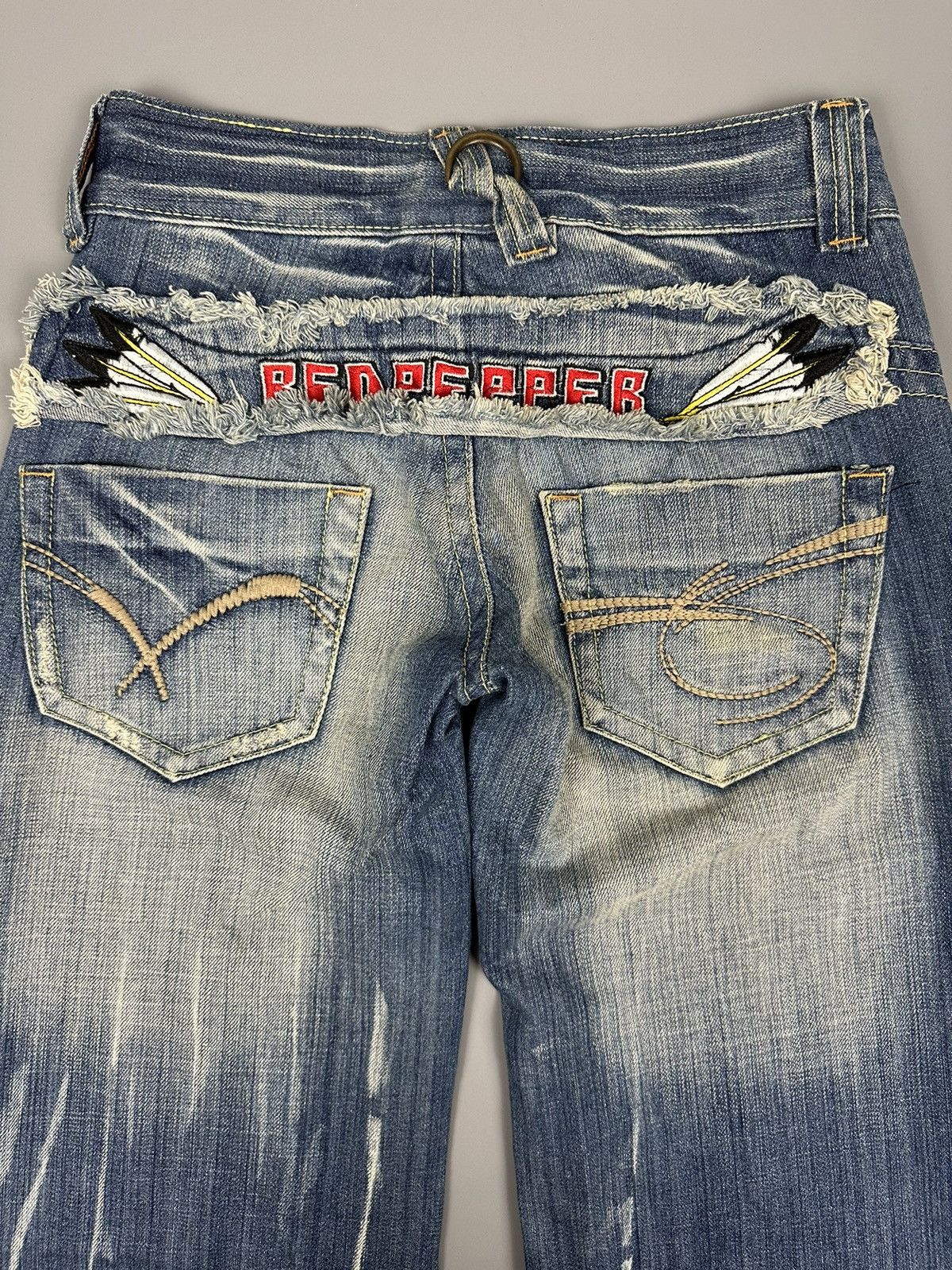 If Six Was Nine 🔥Flared🔥Vintage Red Pepper Embroidered Acidwash Flared Denim Size US 26 / EU 42 - 6 Thumbnail
