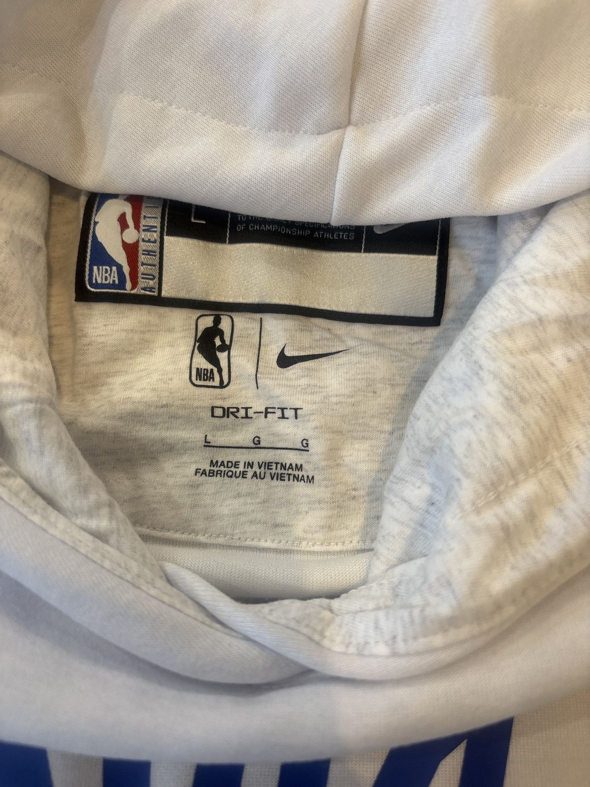 Nike Nike for NBA New York Knicks, basketball hoodie size large Size US L / EU 52-54 / 3 - 4 Thumbnail