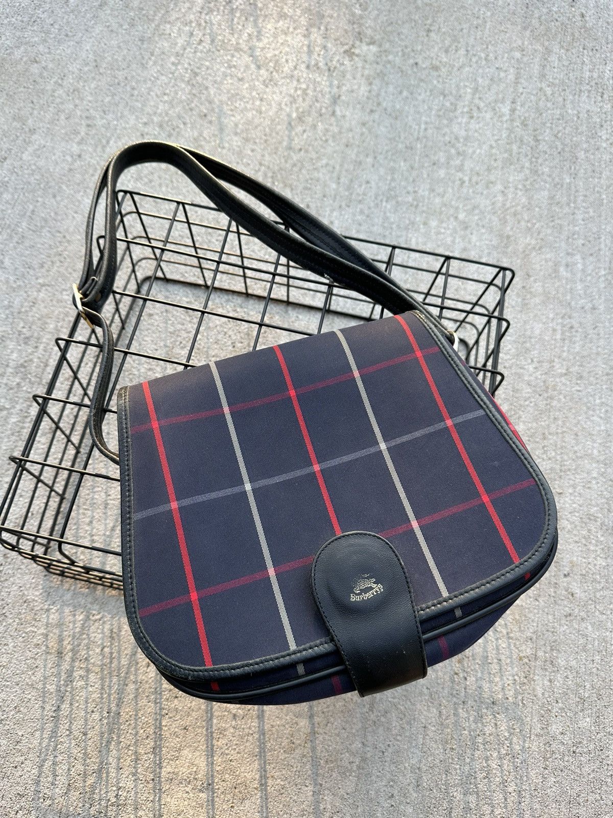 Burberry Burberry England Massager Bag Size ONE SIZE - 2 Thumbnail