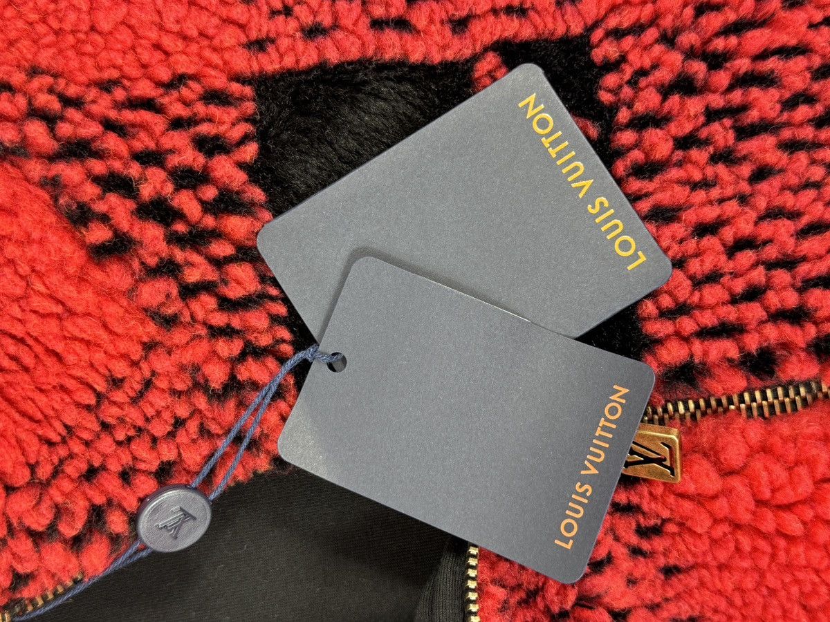 Louis Vuitton PHARRELL WILLIAMS AW24 WEST DAMIER FLEECE JACKET 1AFXOF RED Size US XL / EU 56 / 4 - 5 Thumbnail