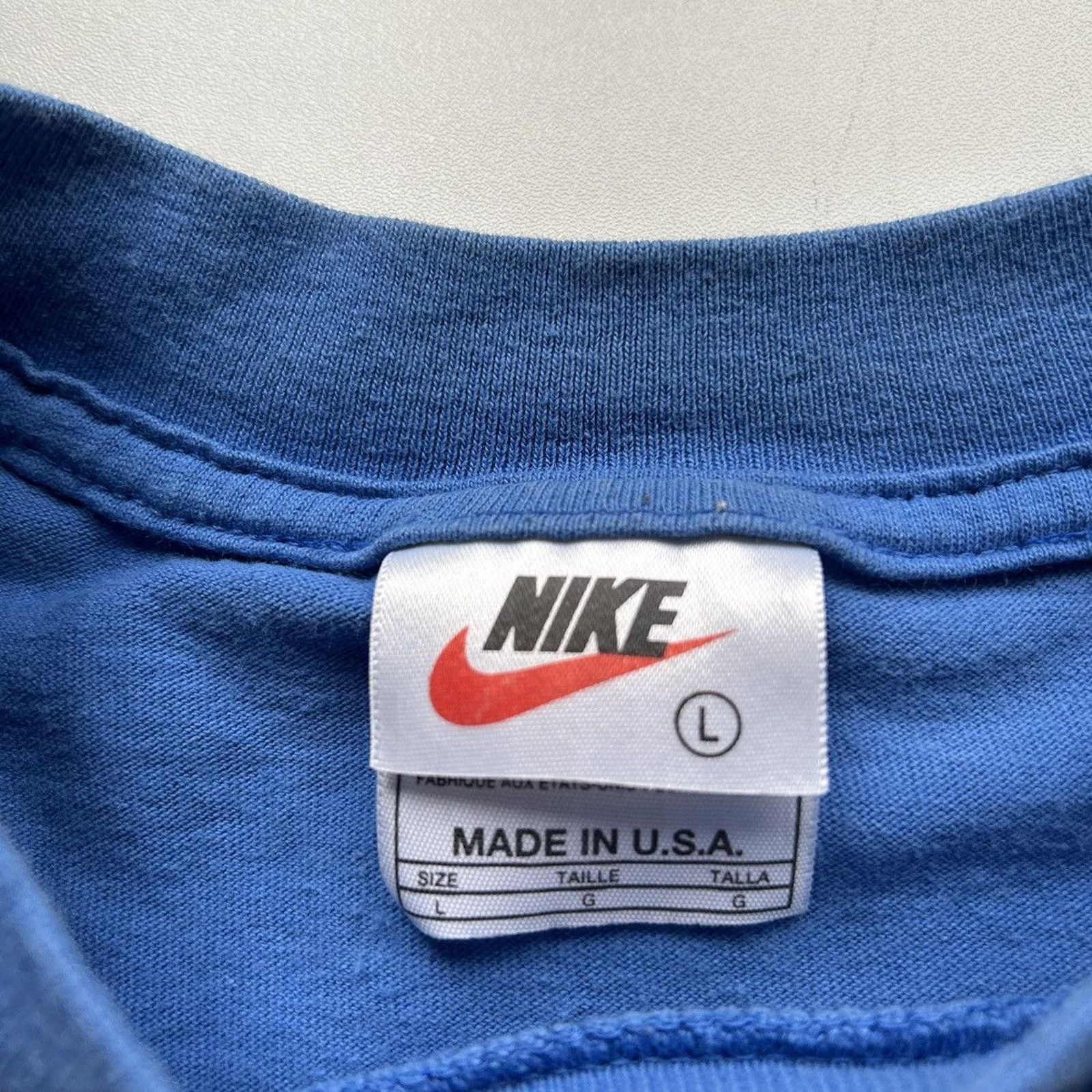 Nike × Vintage Vintage 90s Nike T Shirt Large Swoosh Cursive Logo Blue Rare Size US L / EU 52-54 / 3 - 3 Thumbnail